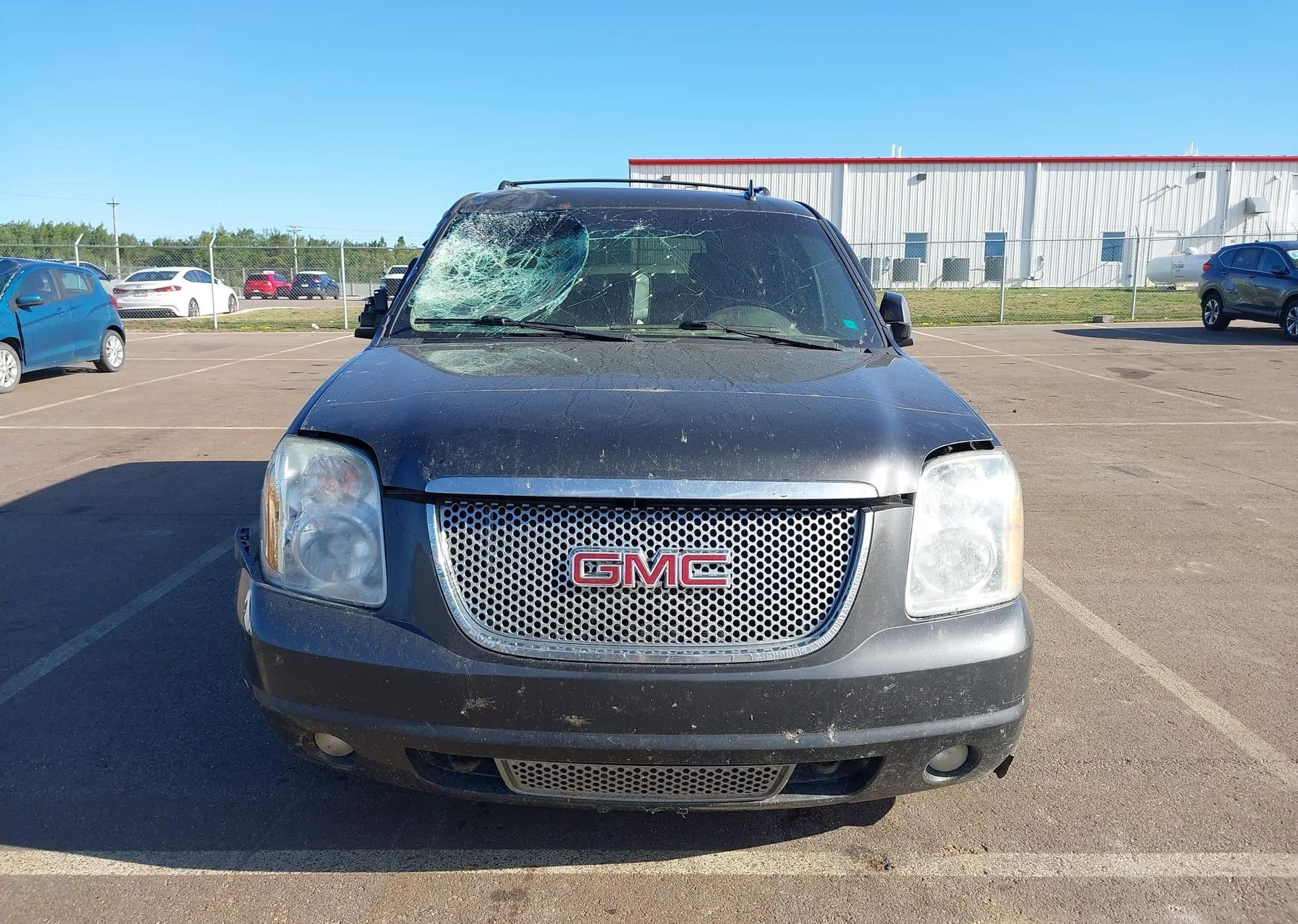 2010 GMC YUKON DENALI