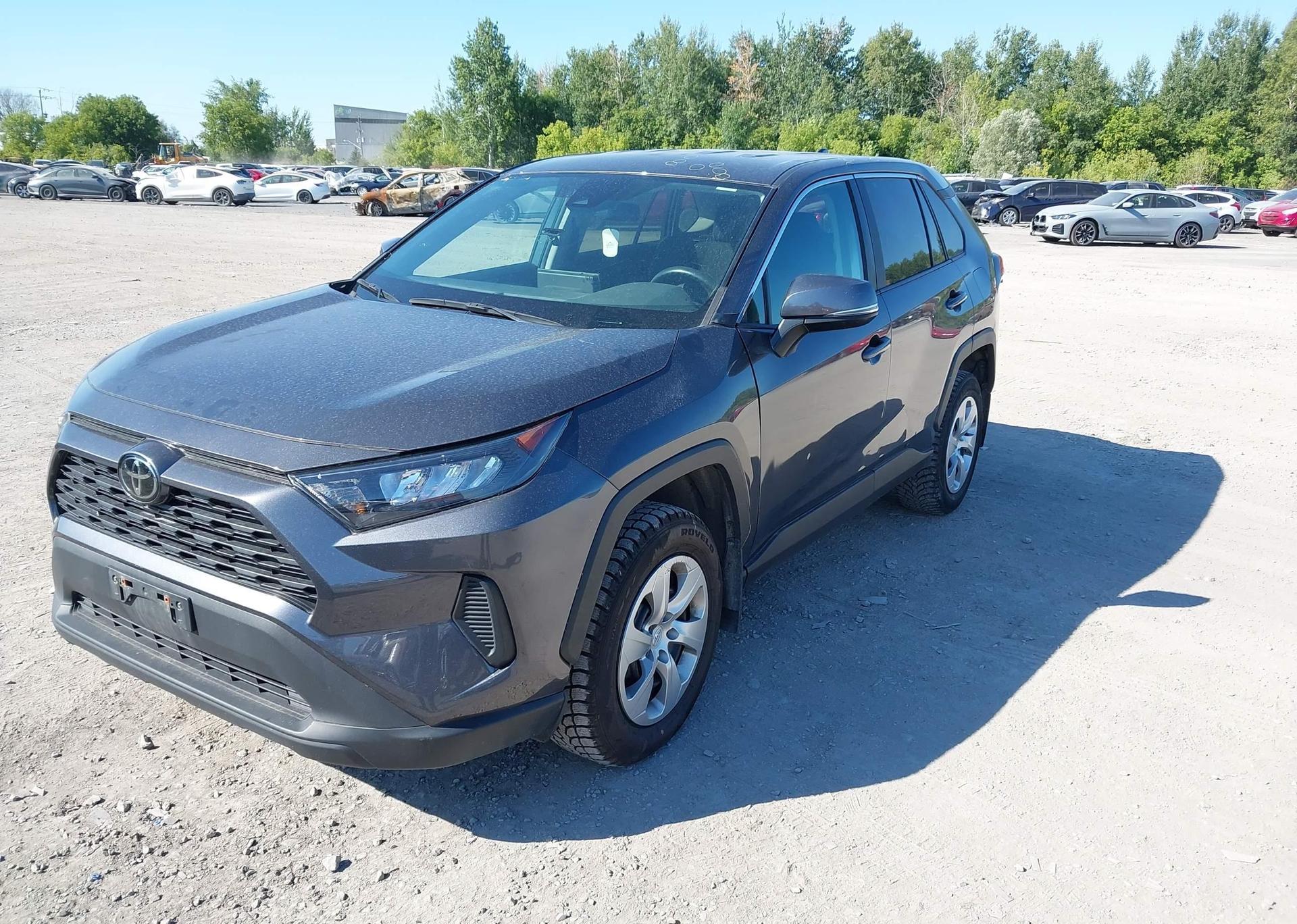 2022 TOYOTA RAV4 LE