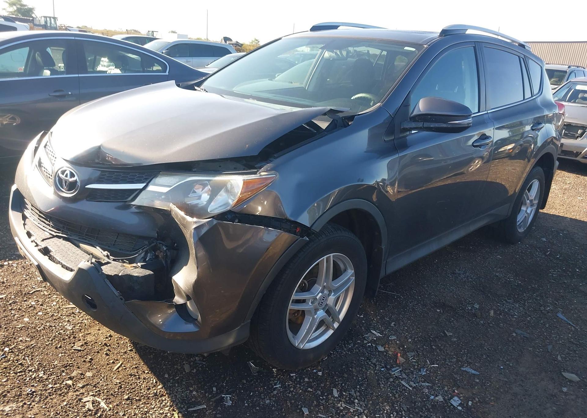 2014 TOYOTA RAV4 XLE
