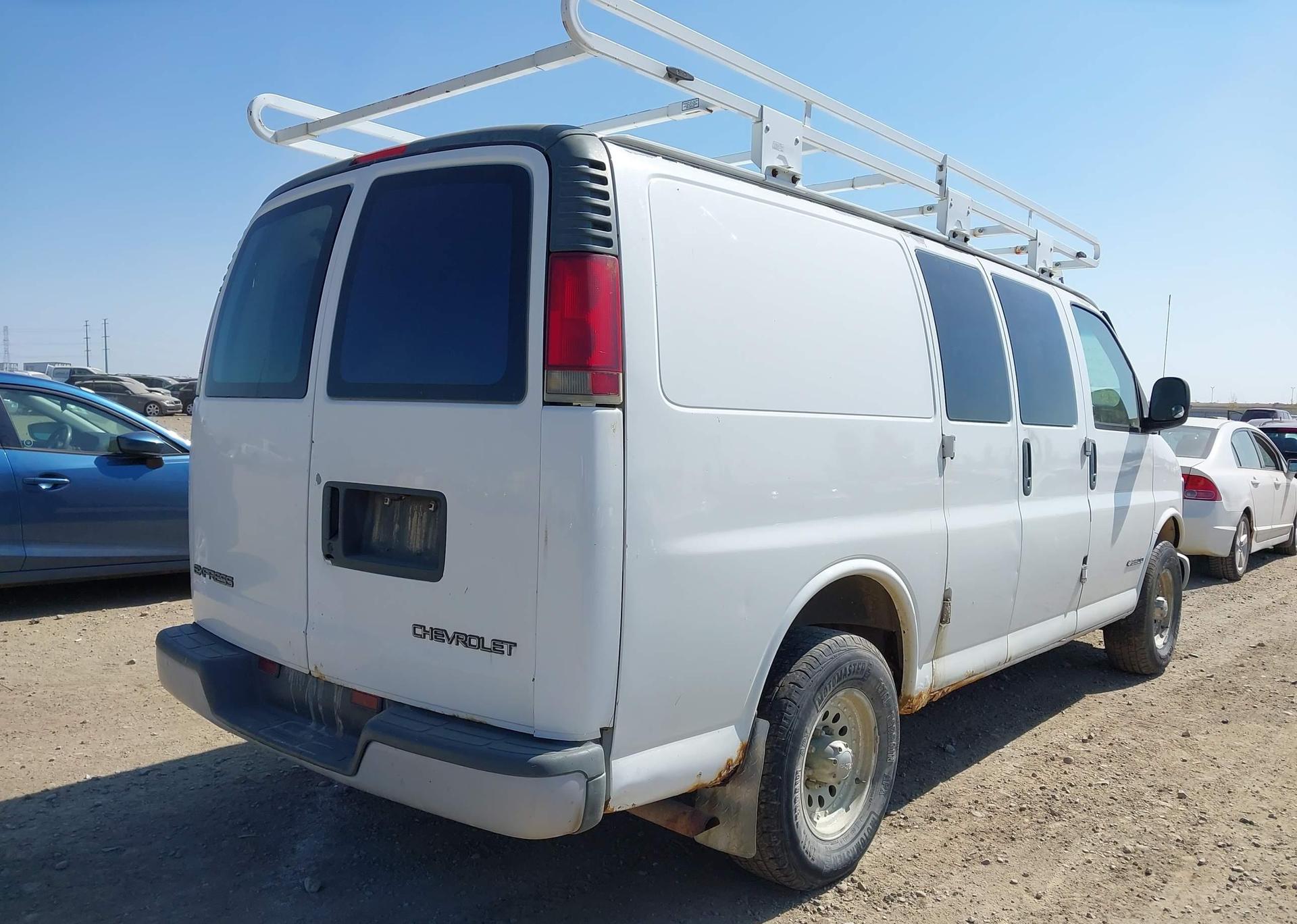 2002 CHEVROLET EXPRESS STANDARD