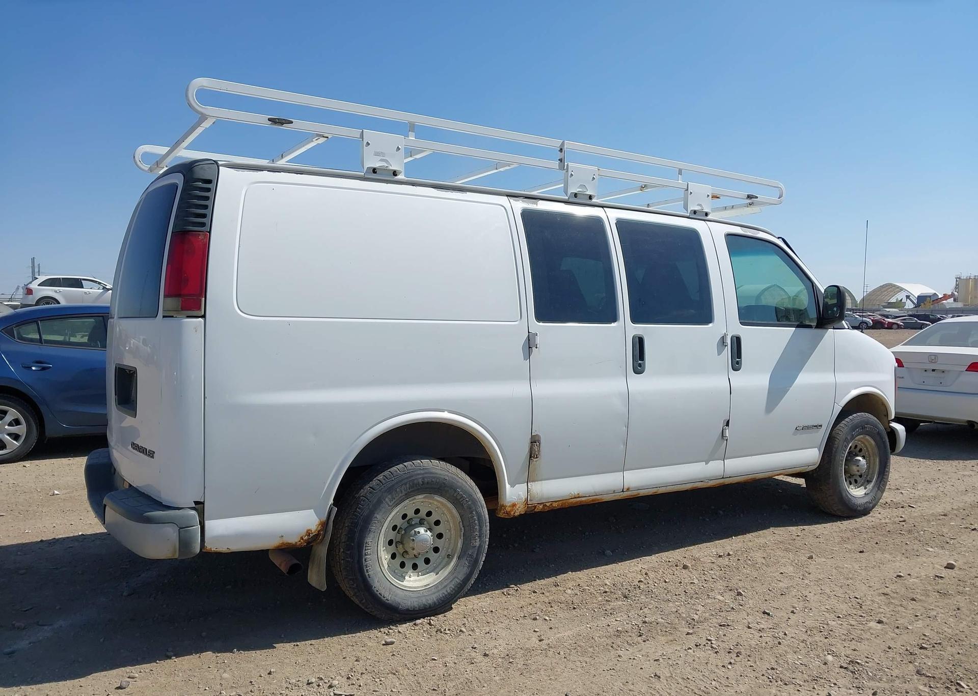 2002 CHEVROLET EXPRESS STANDARD