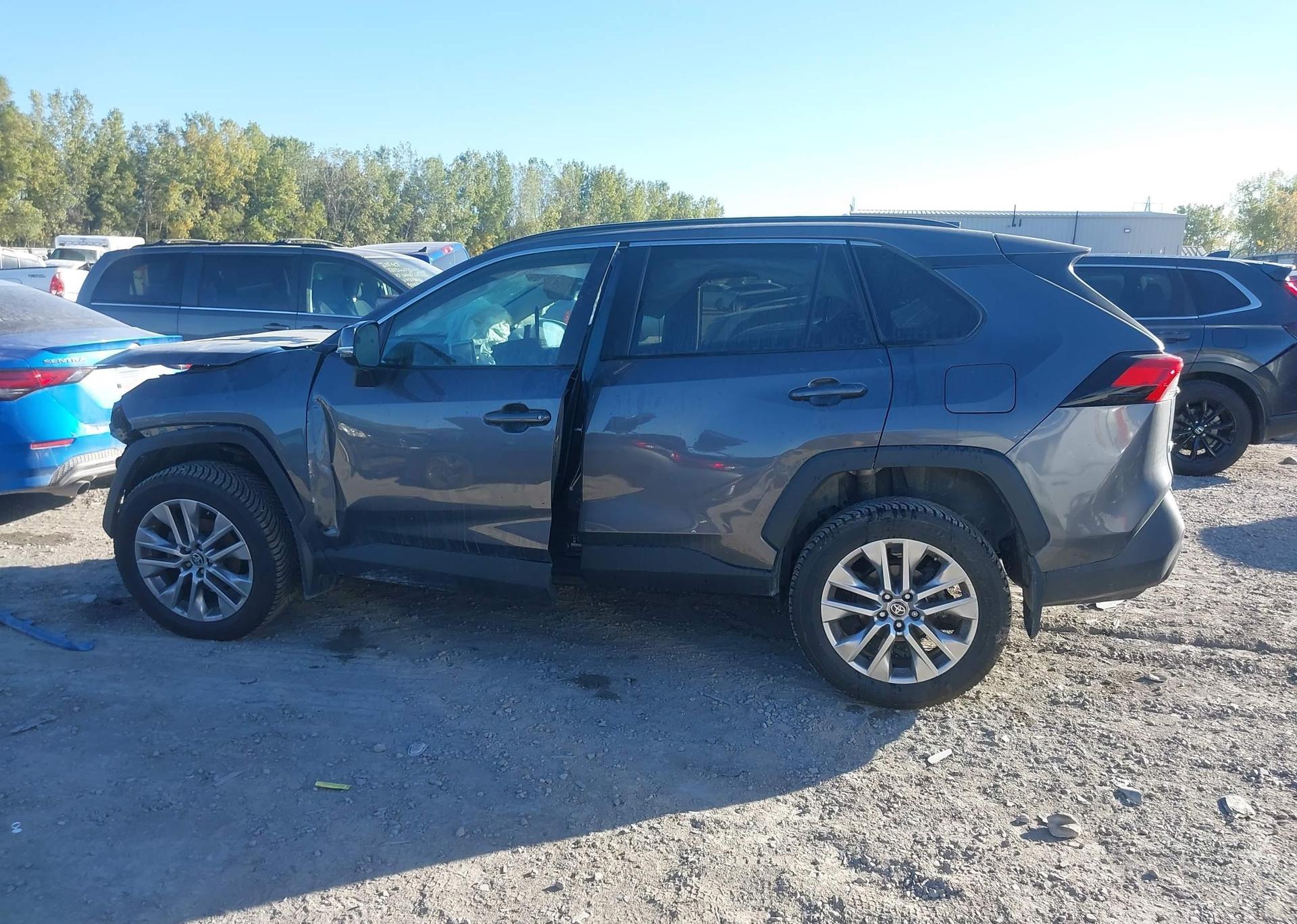 2022 TOYOTA RAV4