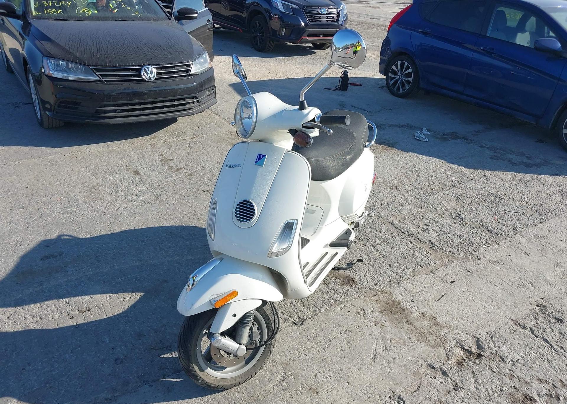 2012 VESPA LX 50
