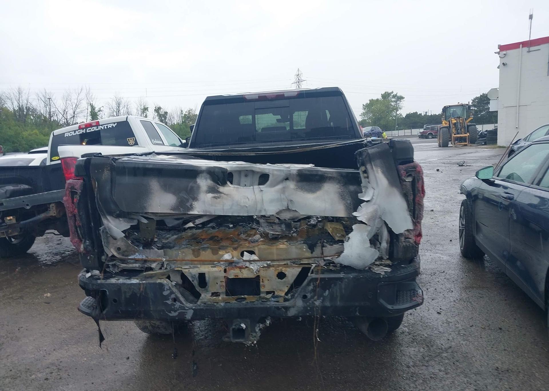 2023 GMC SIERRA K2500 DENALI