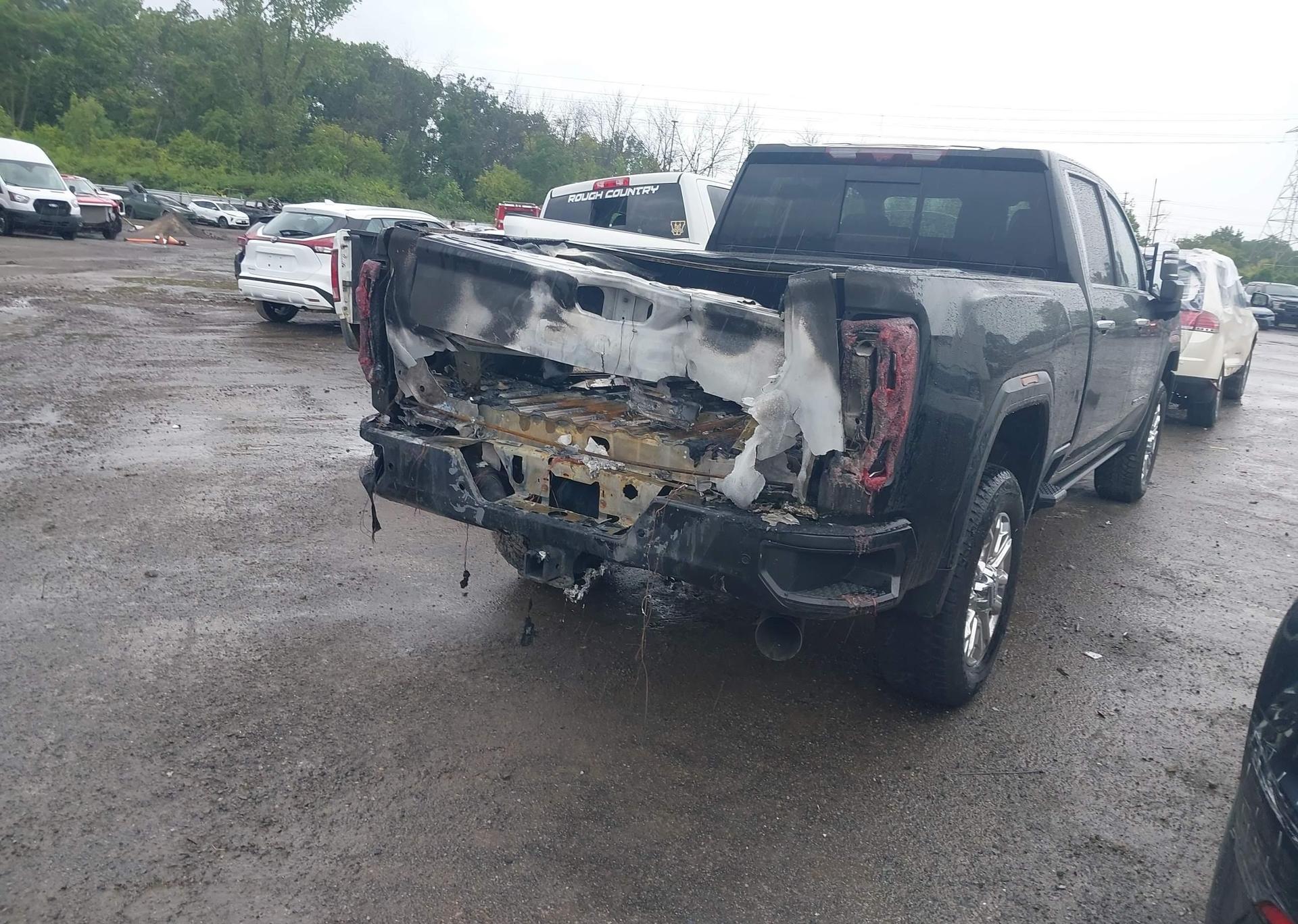 2023 GMC SIERRA K2500 DENALI