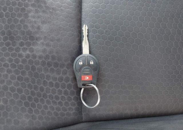 2011 NISSAN JUKE SV