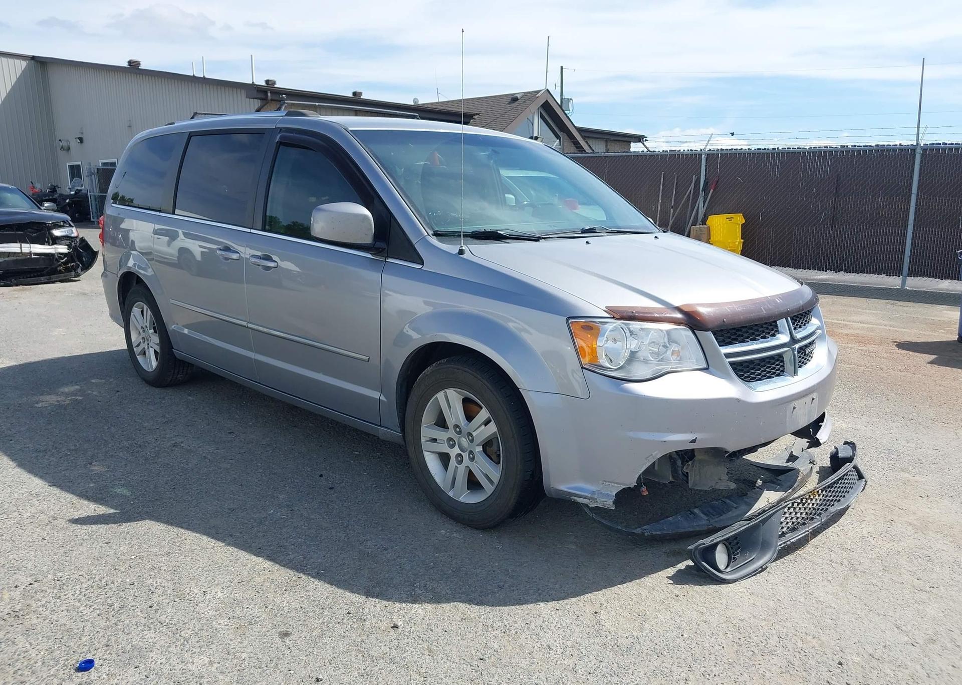 2016 DODGE GRAND CARAVAN CREW