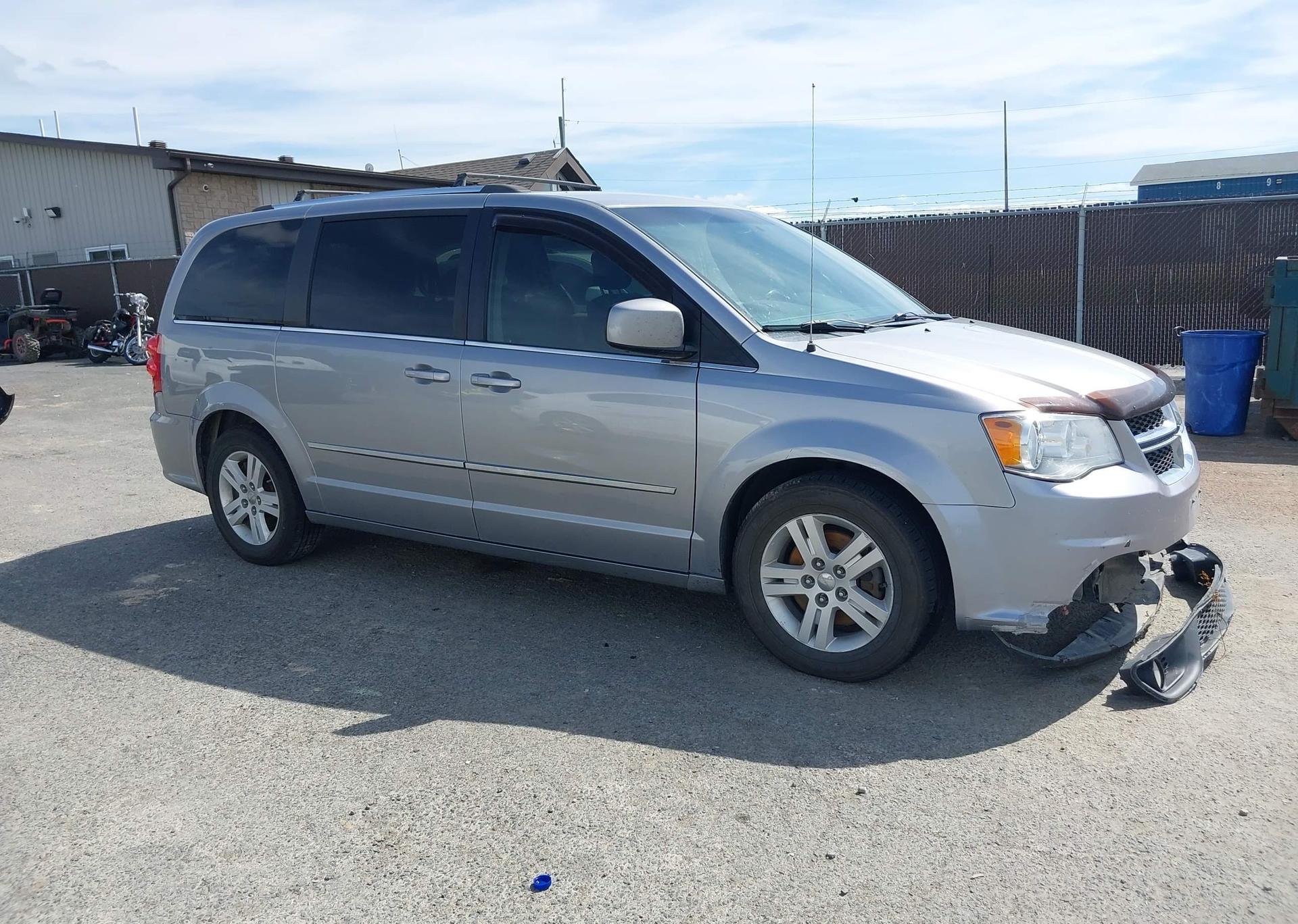 2016 DODGE GRAND CARAVAN CREW