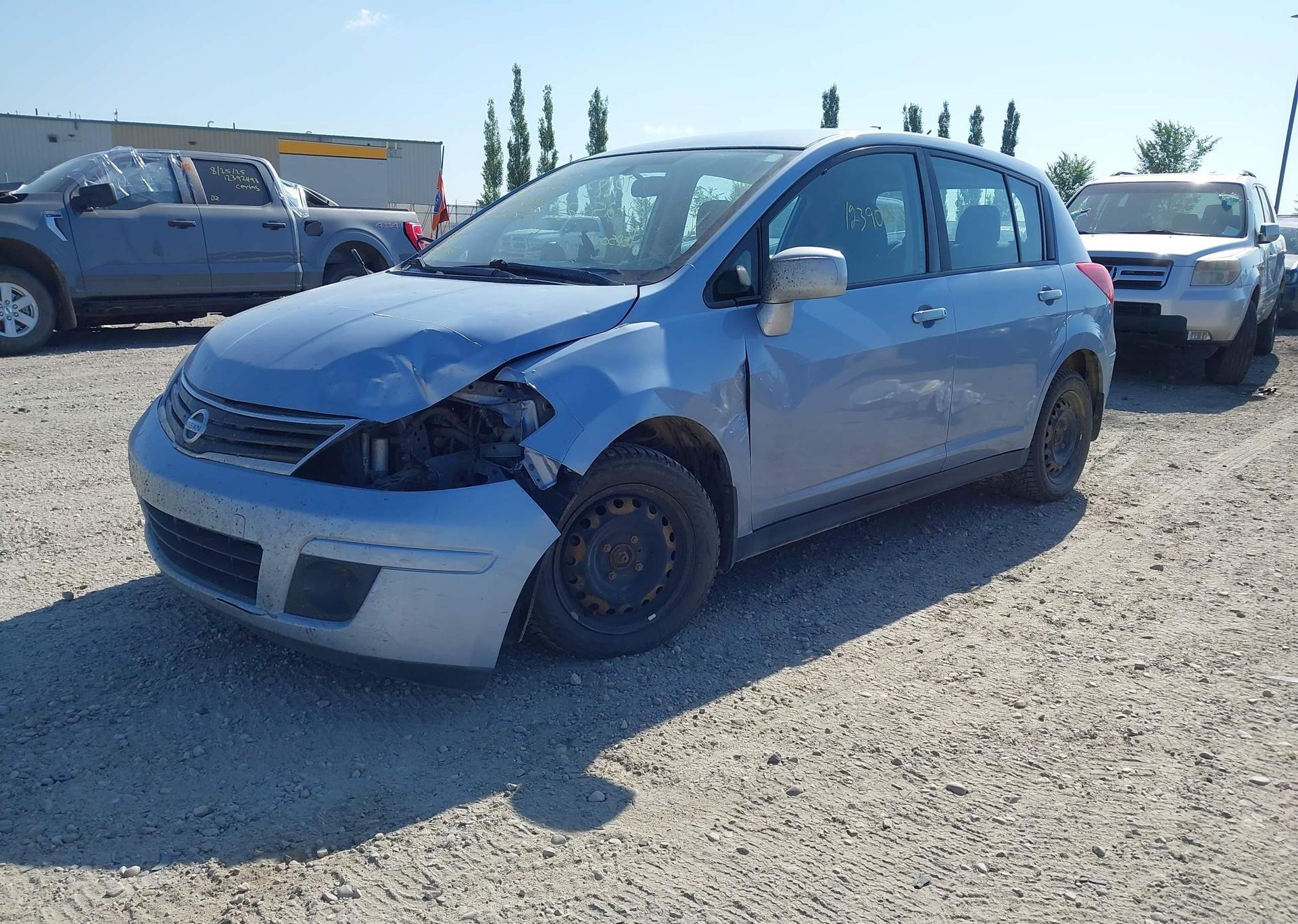 2012 NISSAN VERSA S