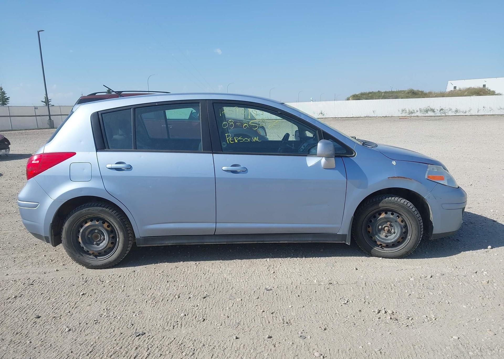 2012 NISSAN VERSA S