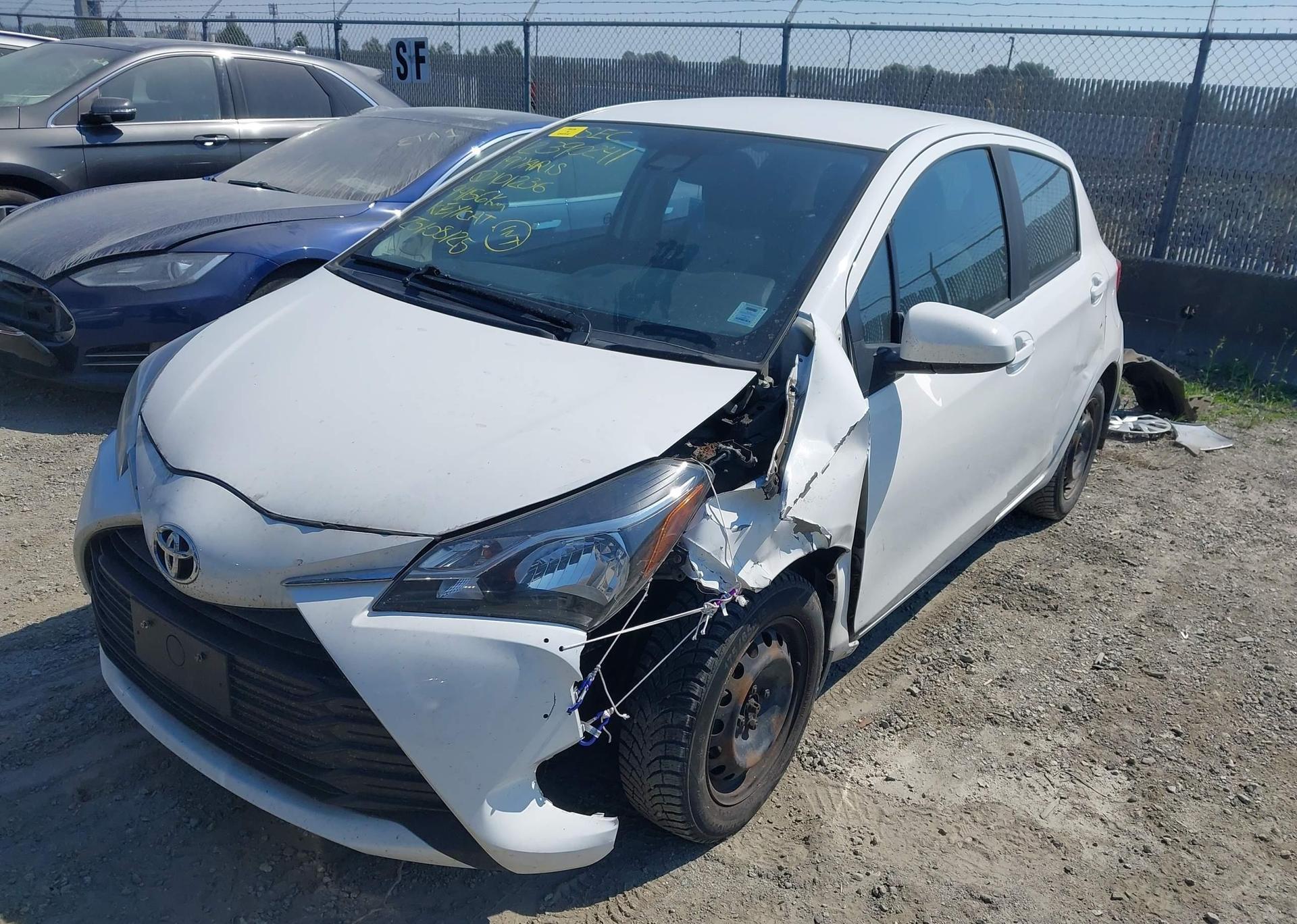 2019 TOYOTA YARIS LE