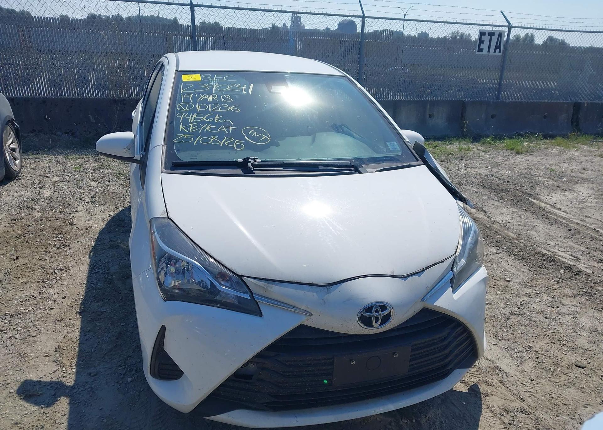 2019 TOYOTA YARIS LE