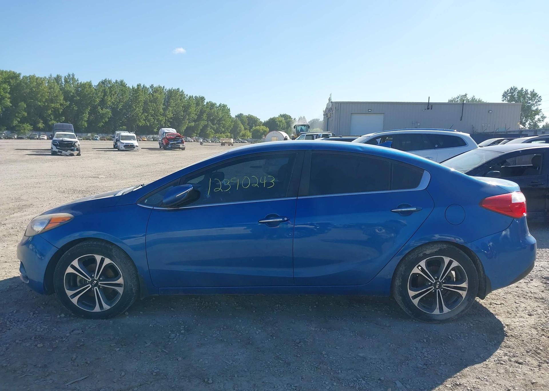 2014 KIA FORTE
