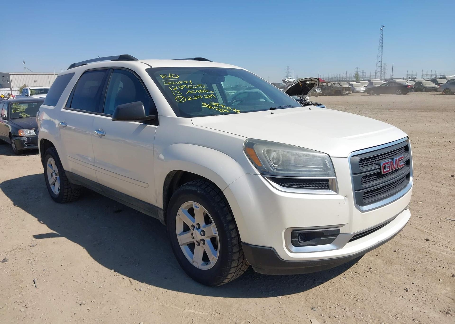 2013 GMC ACADIA SLE2