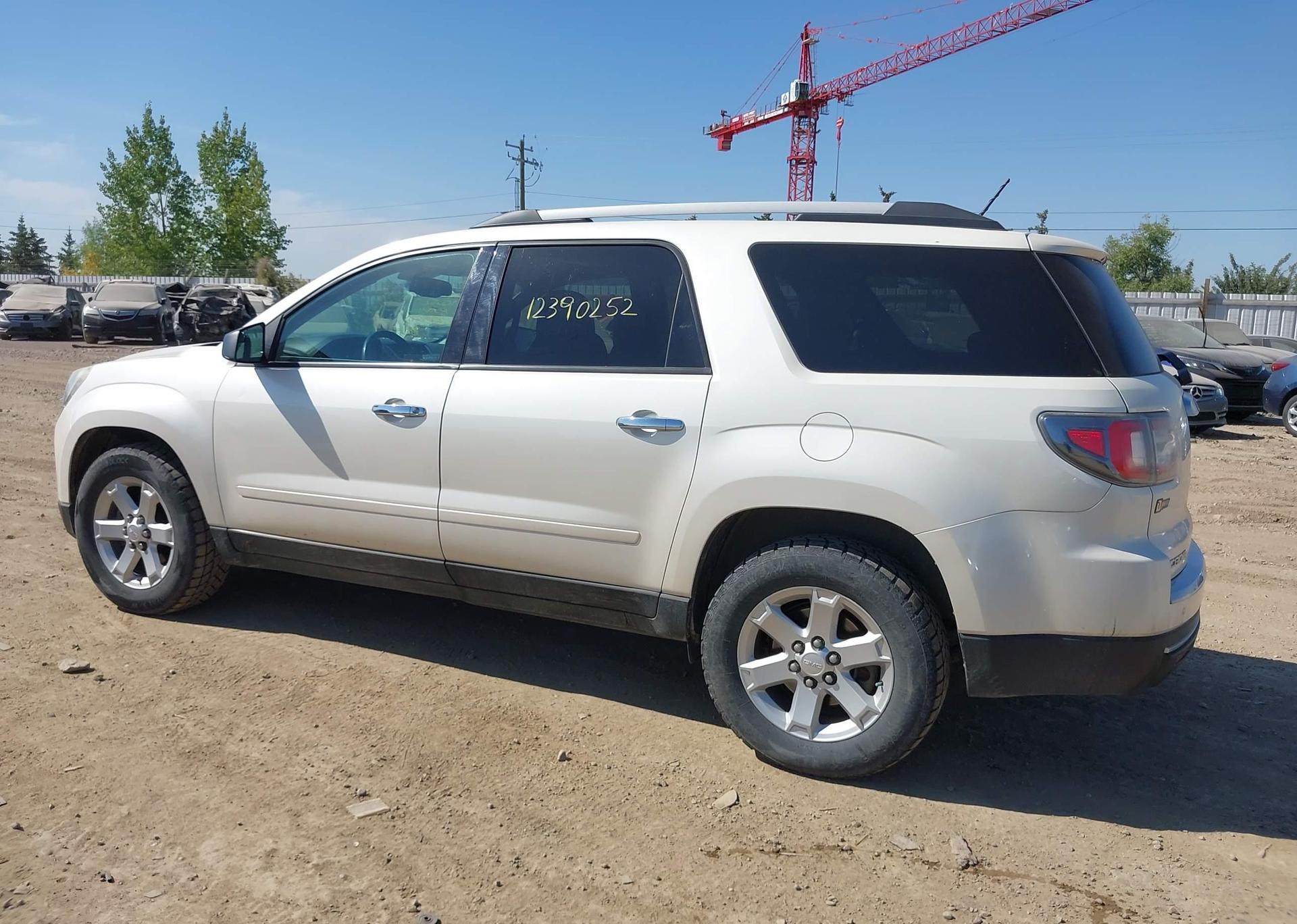 2013 GMC ACADIA SLE2