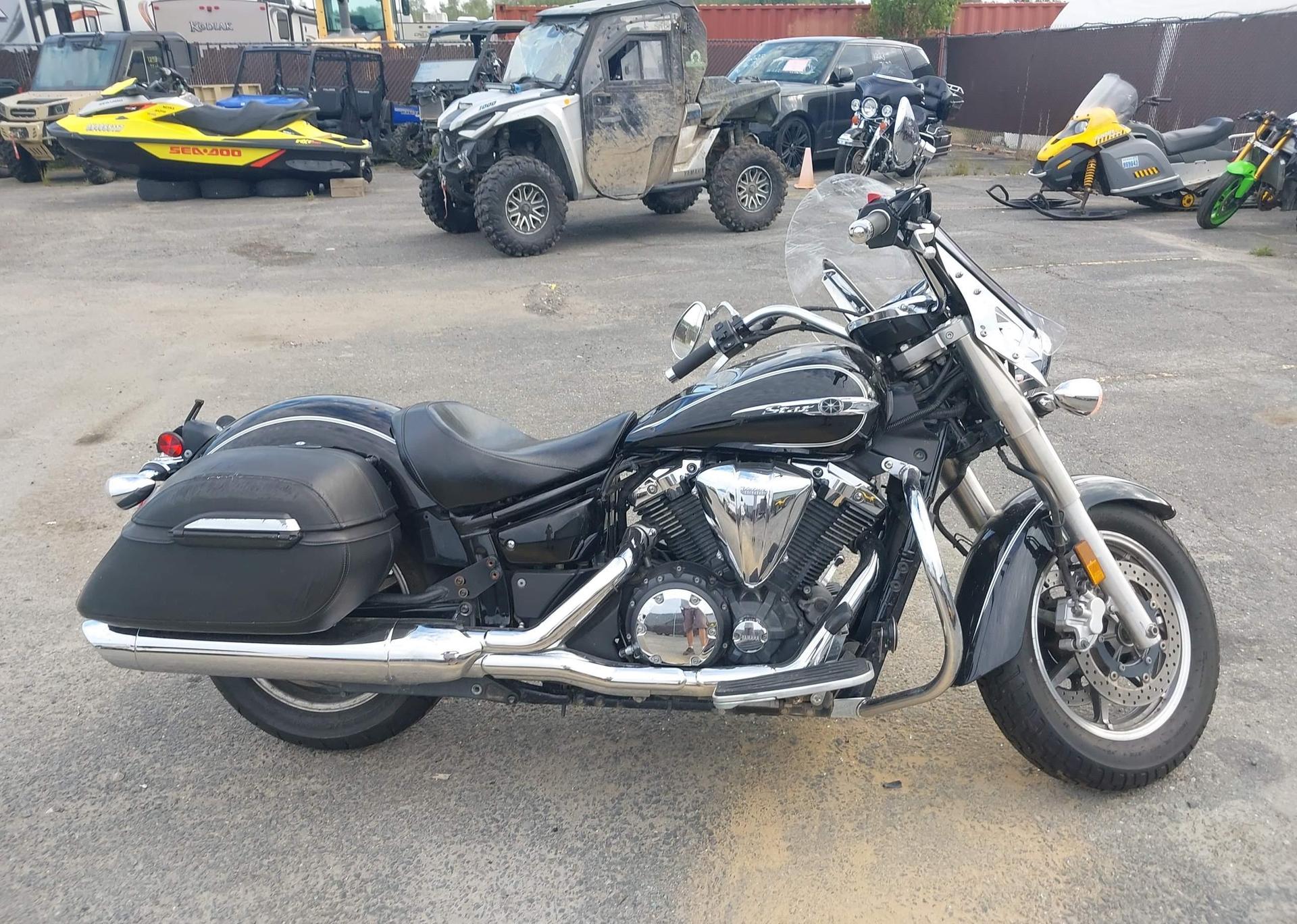 2014 YAMAHA XVS1300 CT