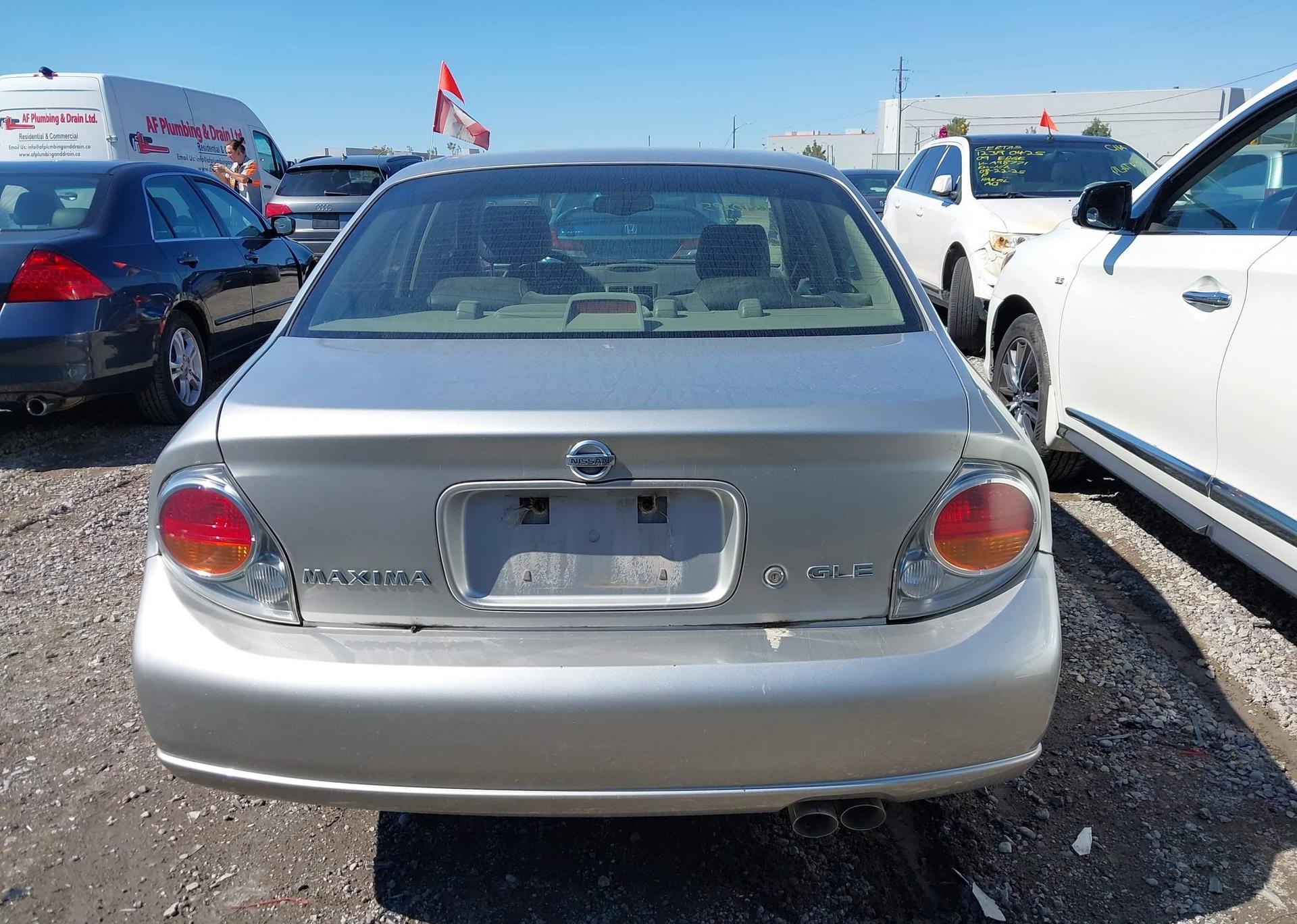 2003 NISSAN MAXIMA GLE