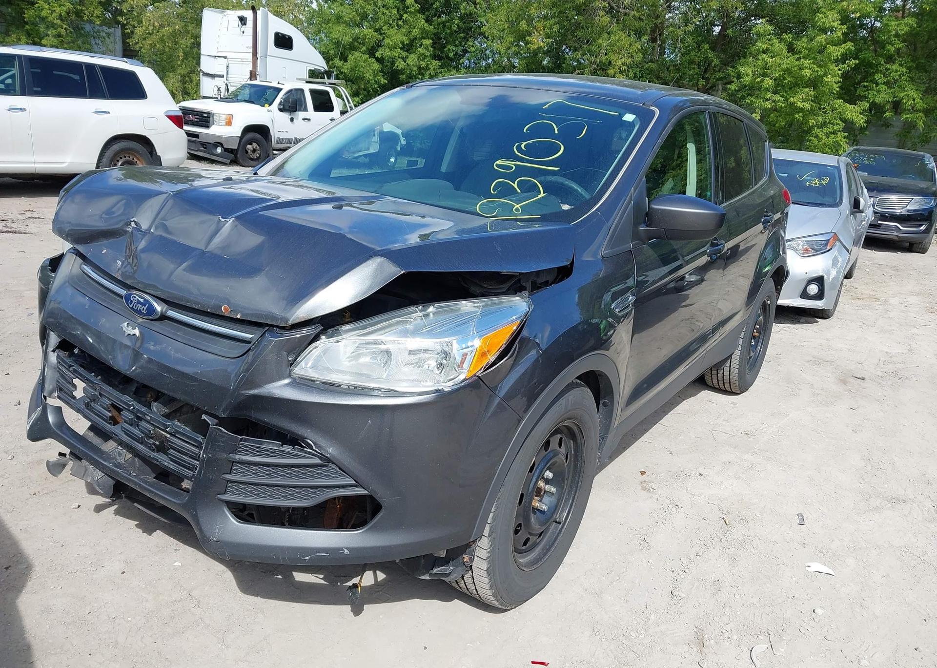 2016 FORD ESCAPE SE