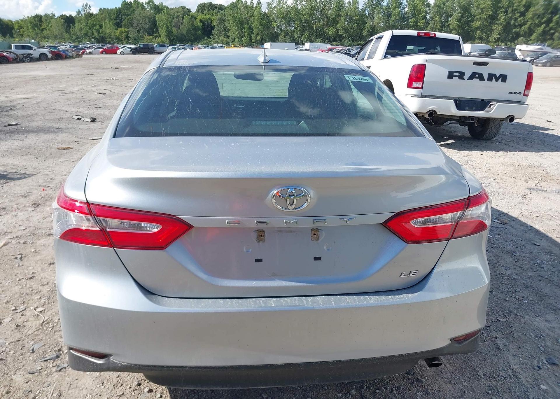 2020 TOYOTA CAMRY LE
