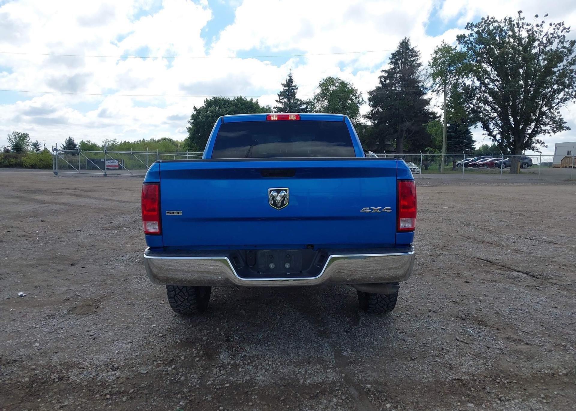 2023 RAM 1500 CLASSIC SLT
