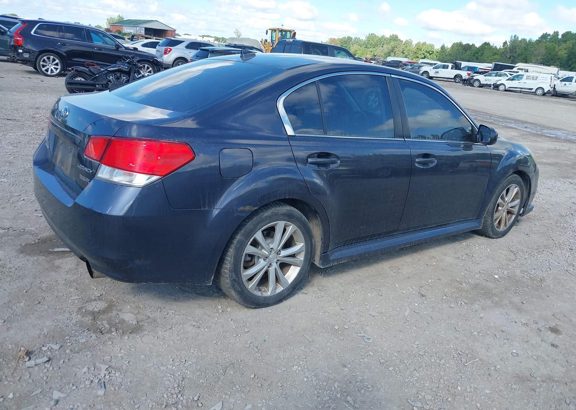 2013 SUBARU LEGACY 3.6R LIMITED