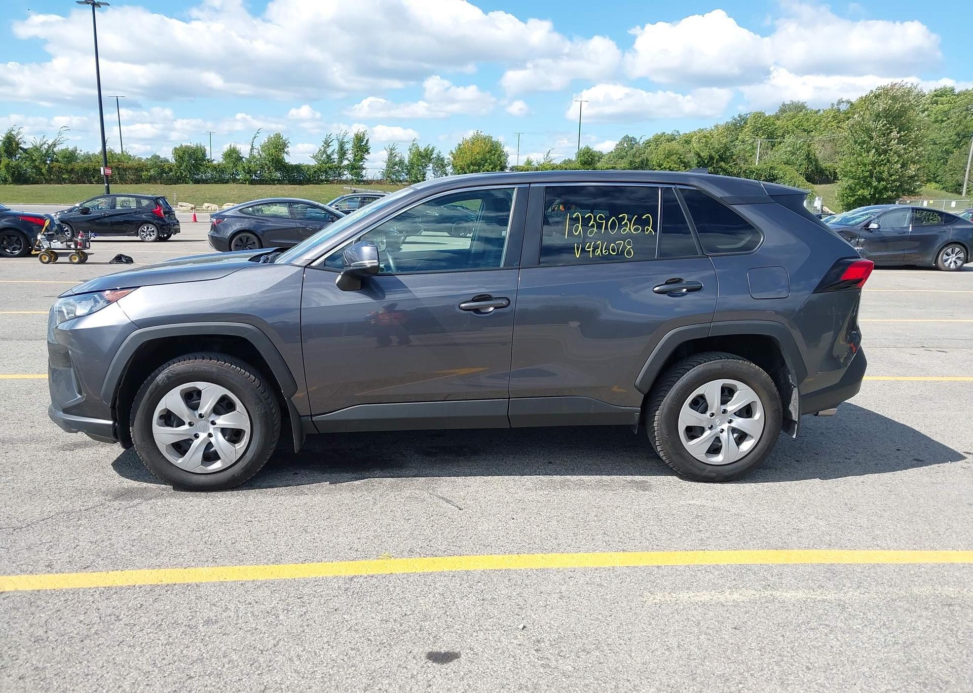 2024 TOYOTA RAV4 LE