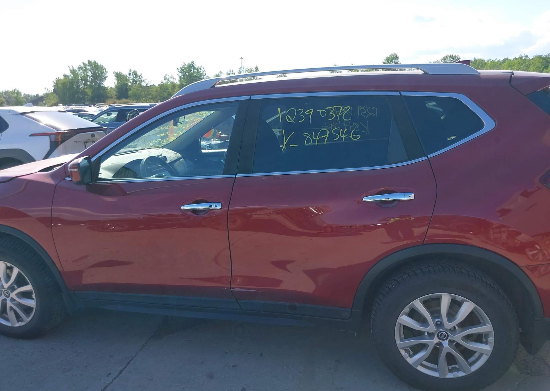 2018 NISSAN ROGUE S