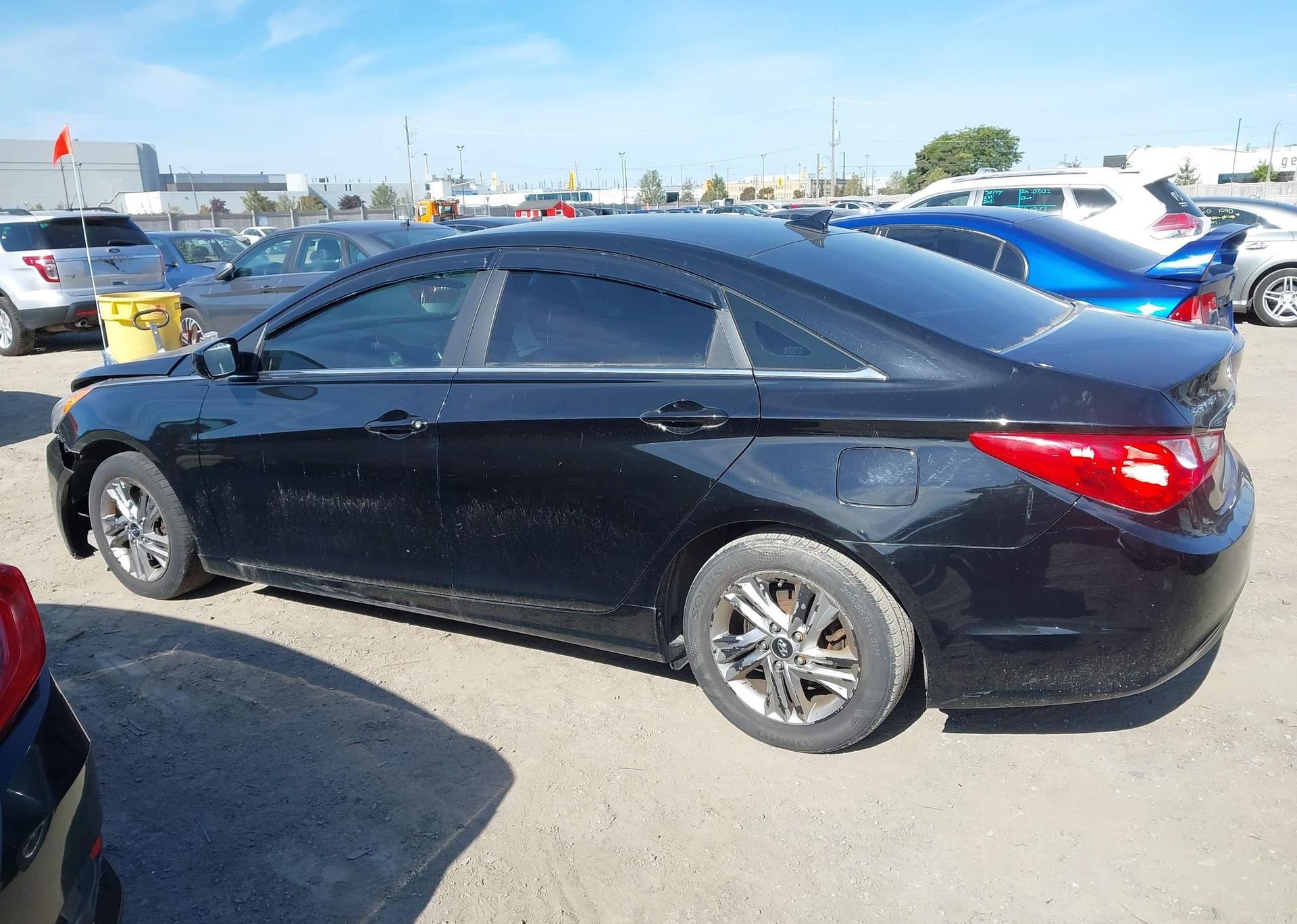 2013 HYUNDAI SONATA GL