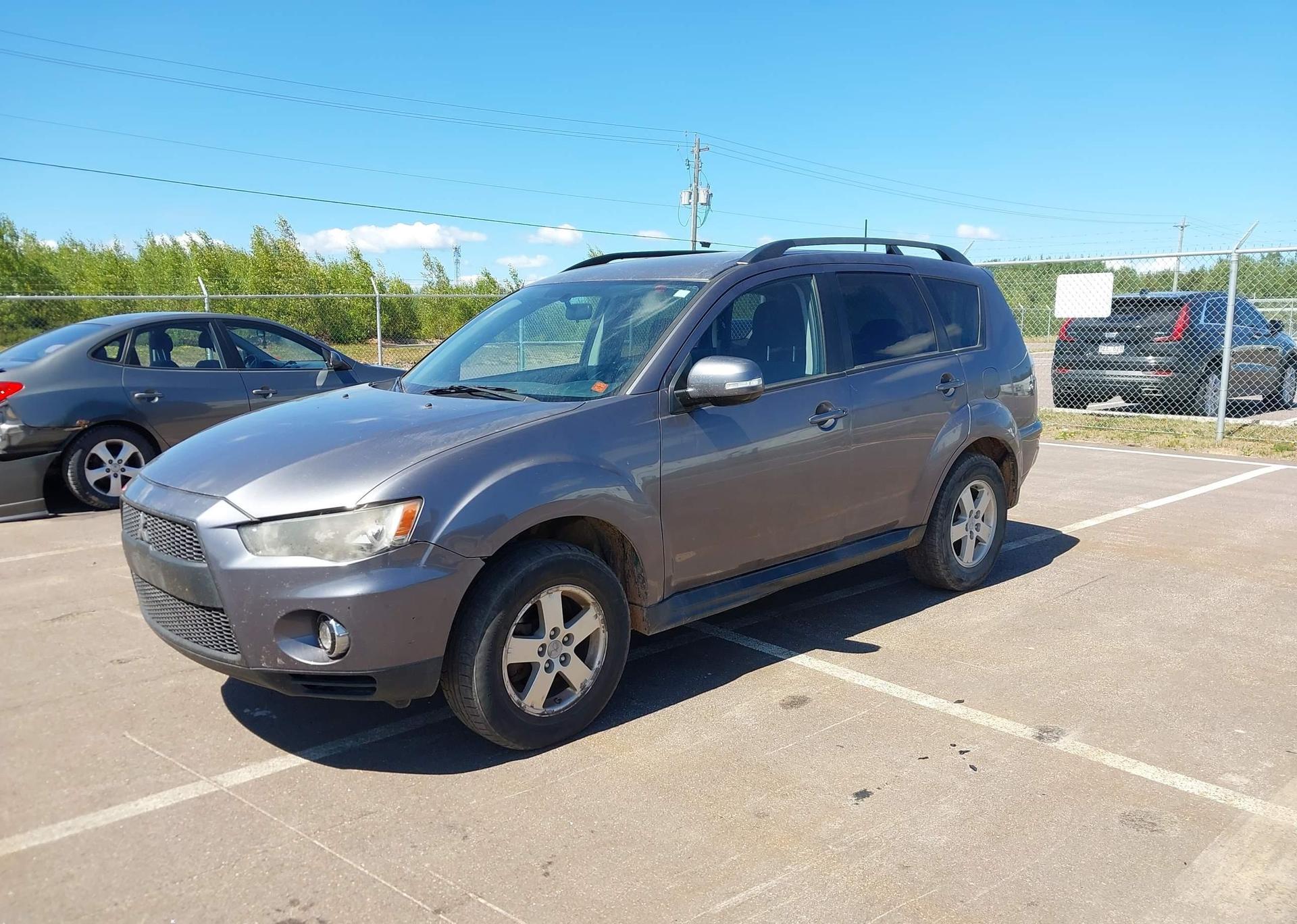 2010 MITSUBISHI OUTLANDER XLS