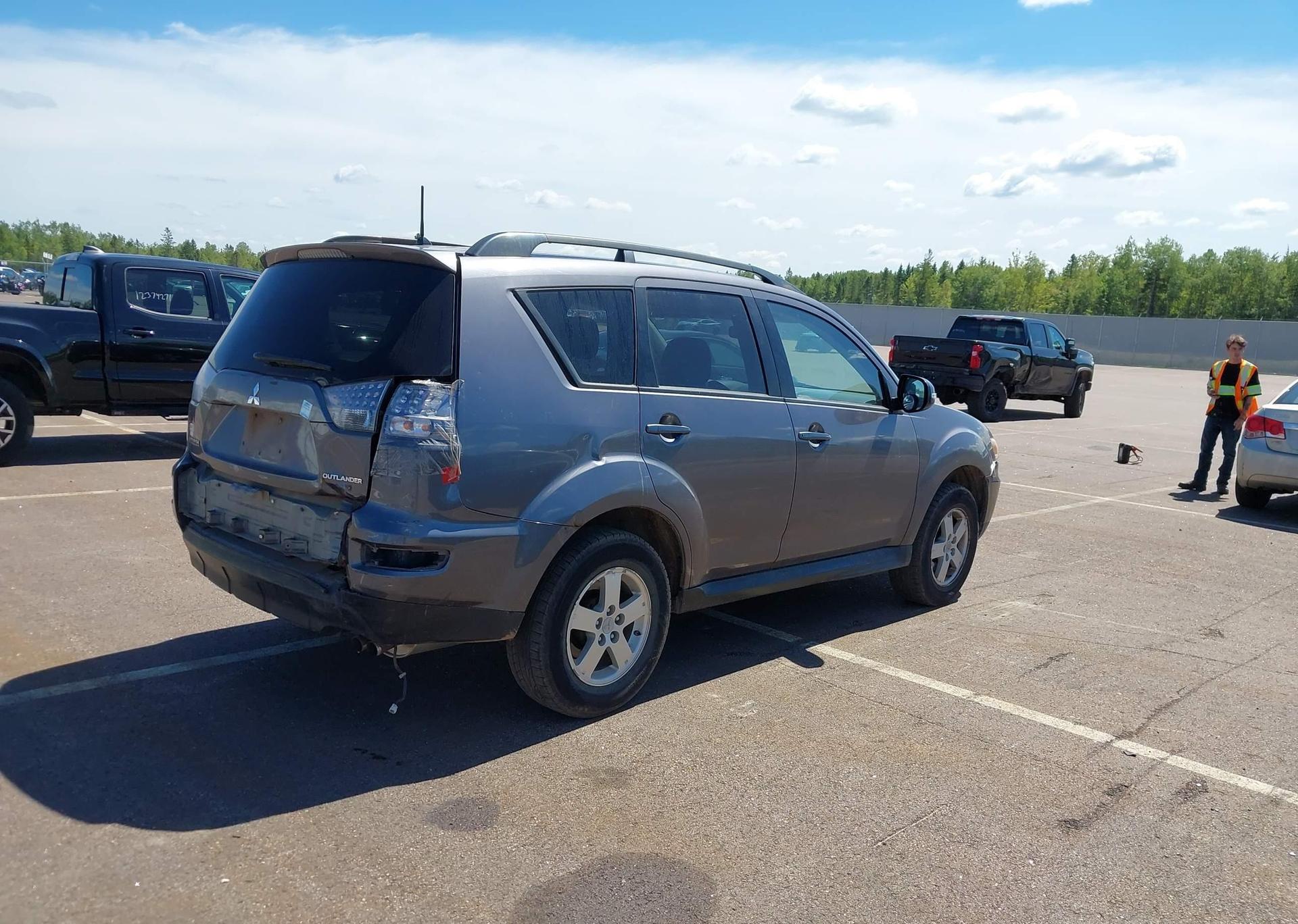 2010 MITSUBISHI OUTLANDER XLS