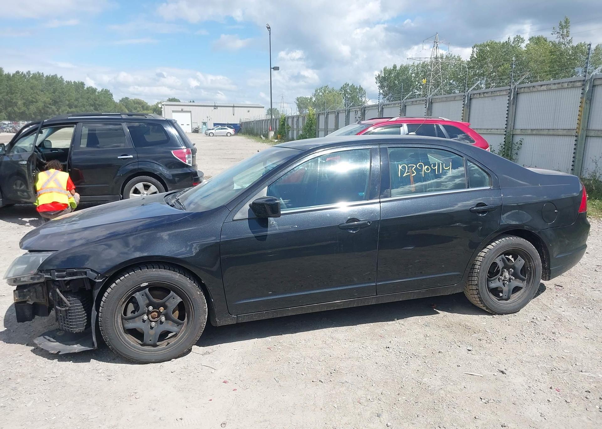 2011 FORD FUSION SE