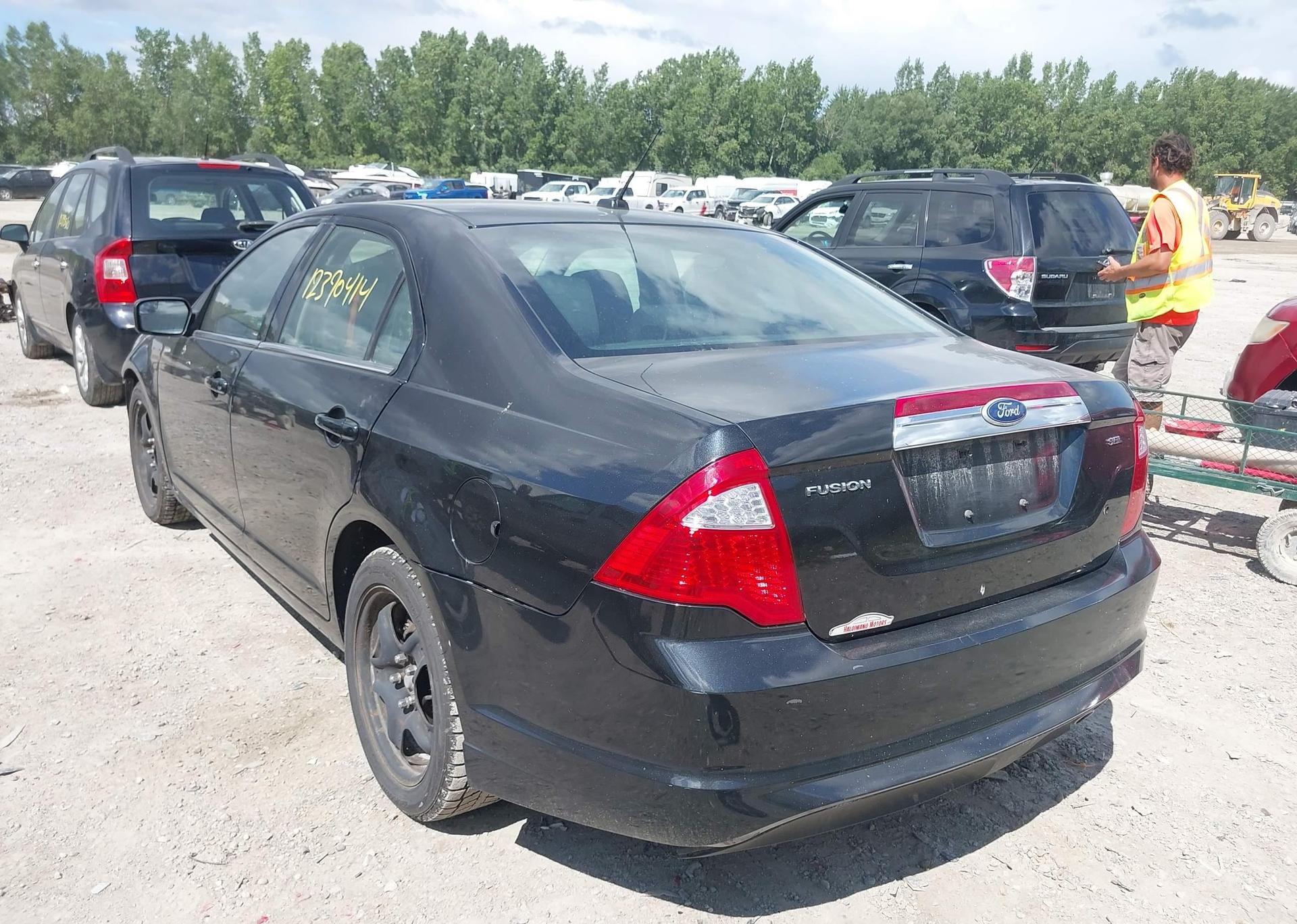 2011 FORD FUSION SE