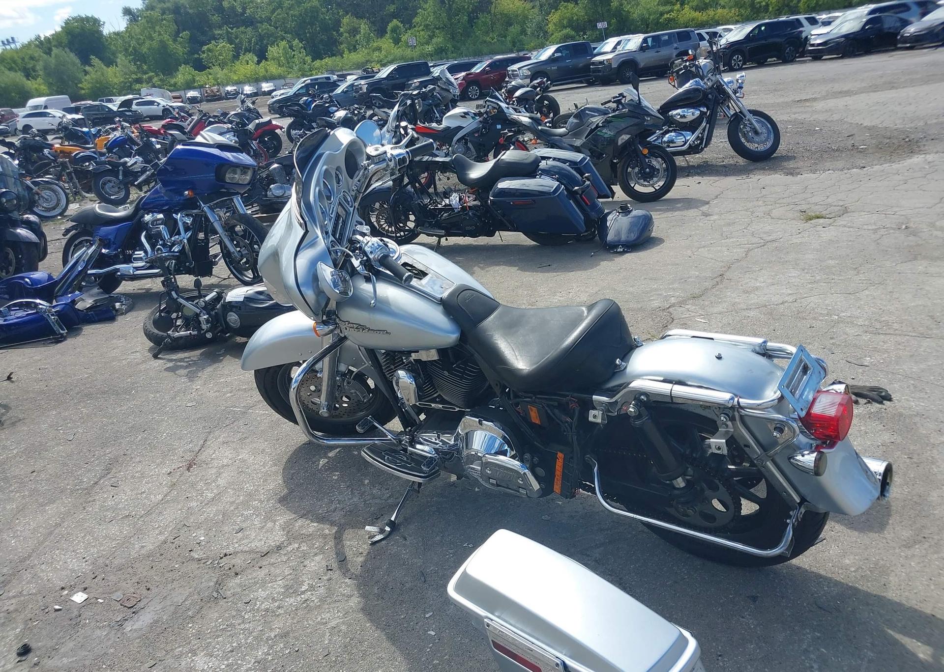 1999 HARLEY-DAVIDSON FLHTCUI