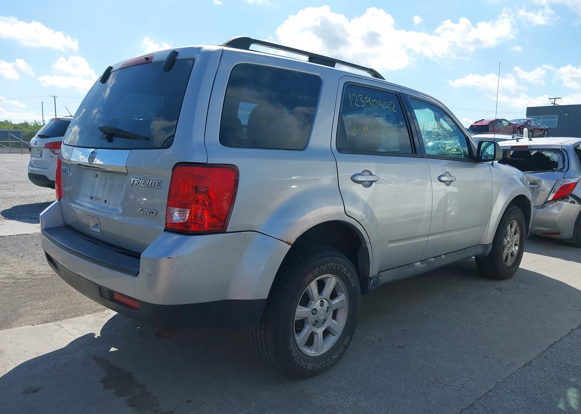2010 MAZDA TRIBUTE I