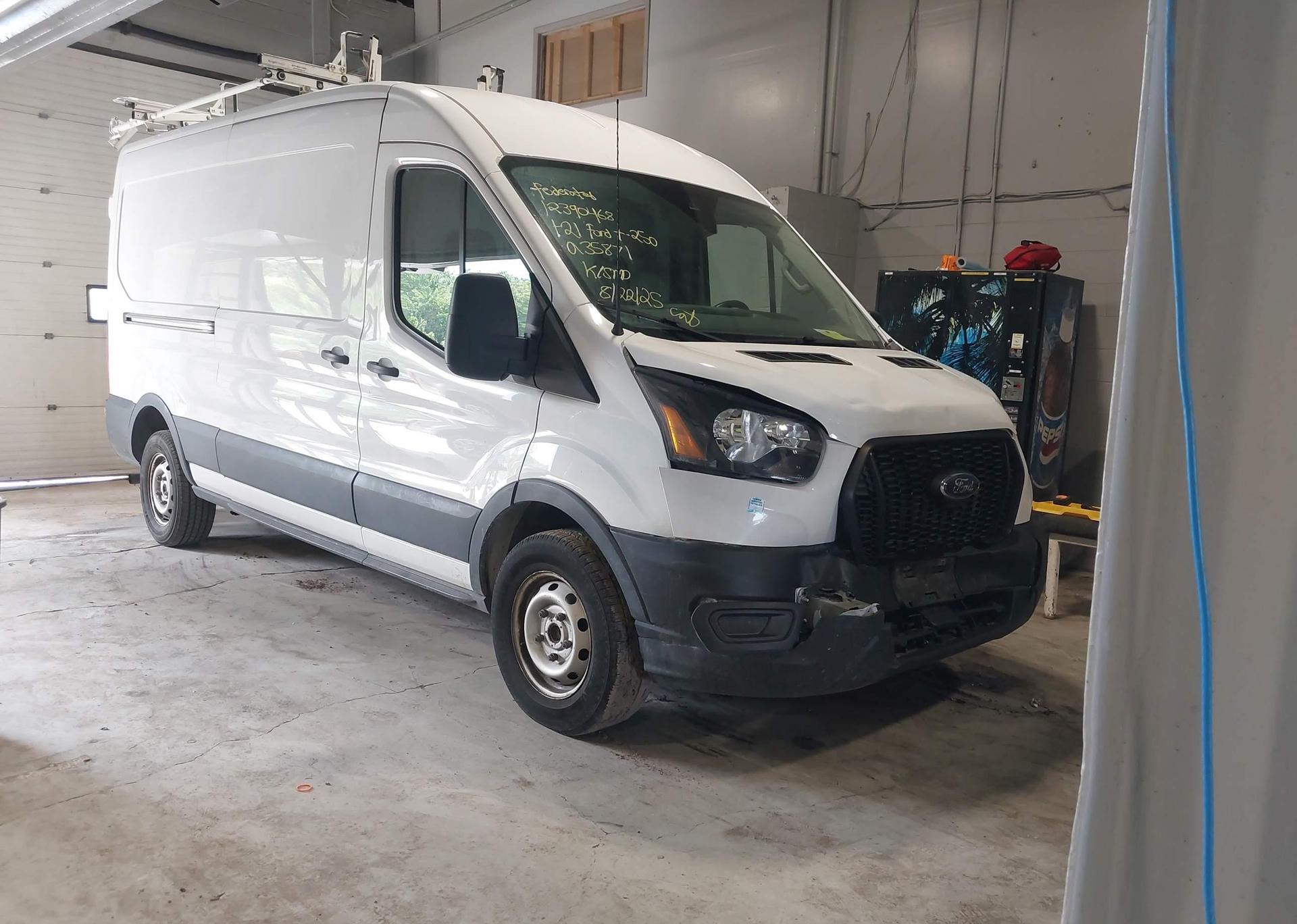 2021 FORD transit t-250