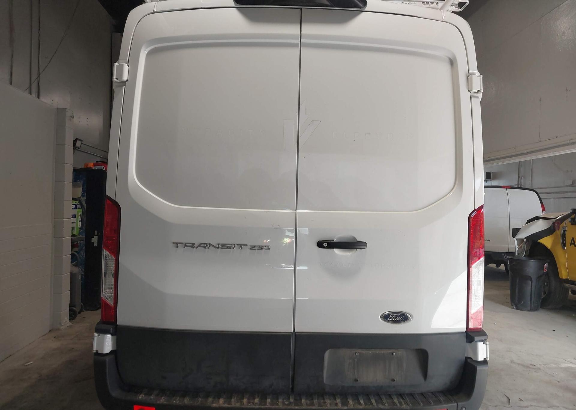 2021 FORD transit t-250