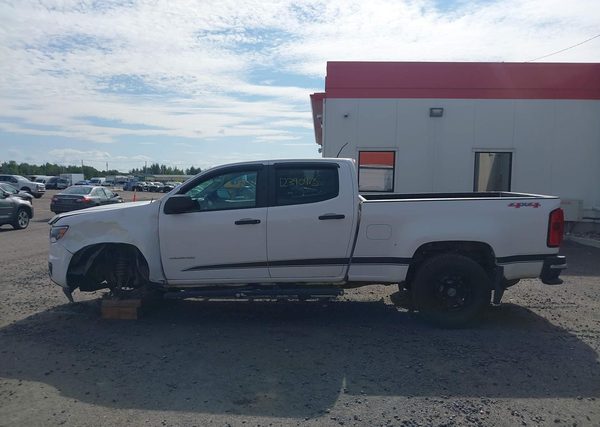 2015 CHEVROLET COLORADO