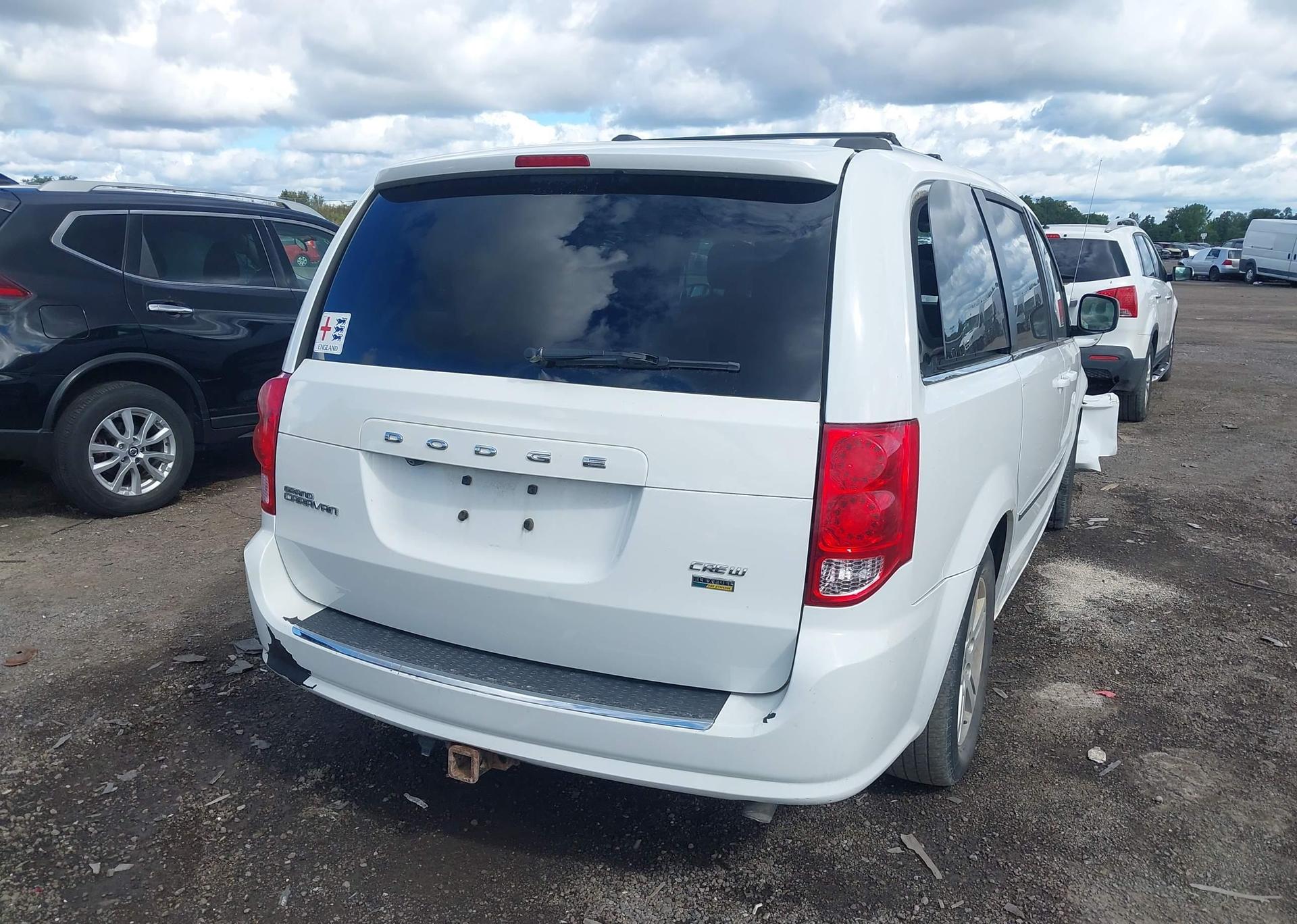 2016 DODGE GRAND CARAVAN CREW