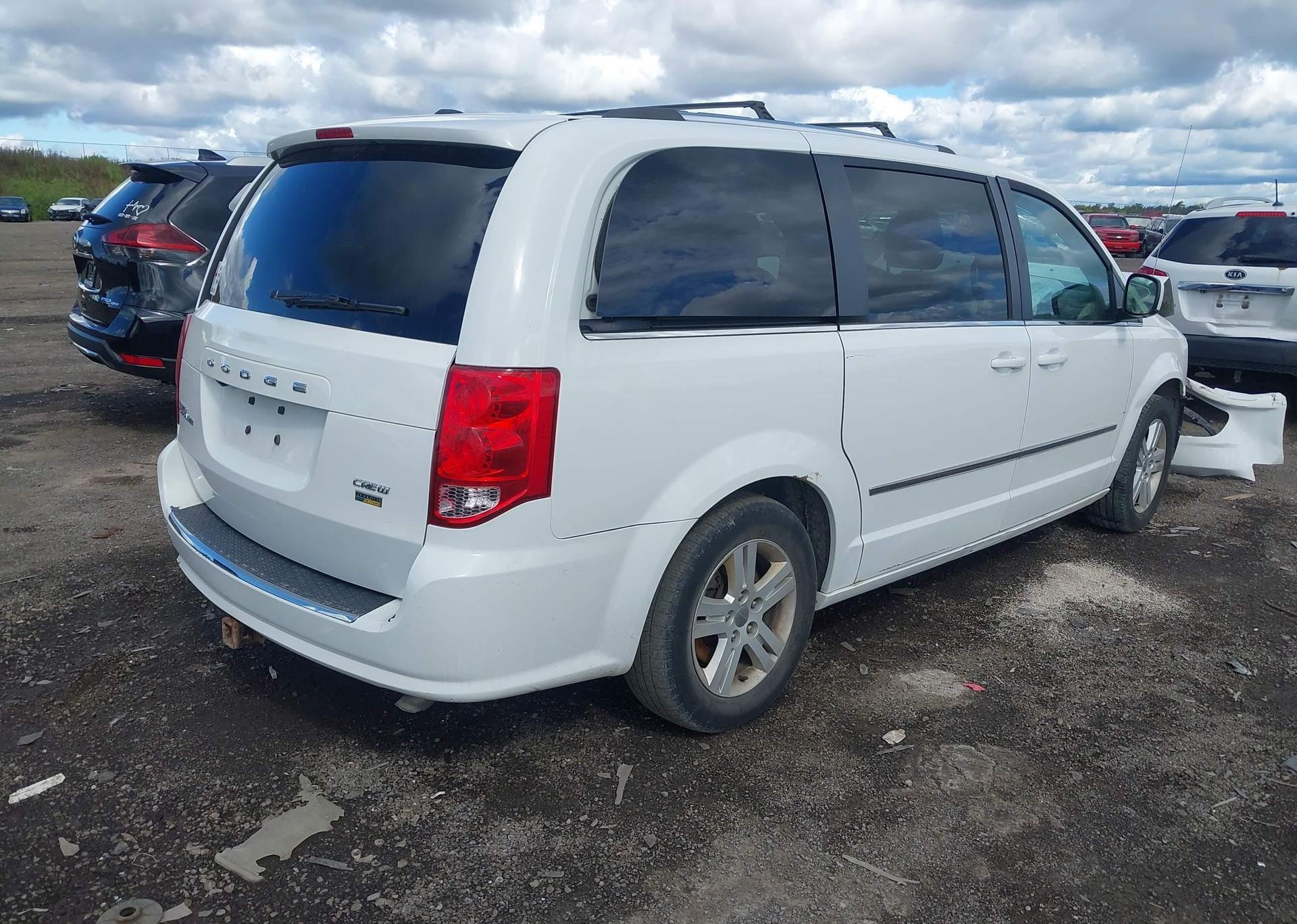 2016 DODGE GRAND CARAVAN CREW