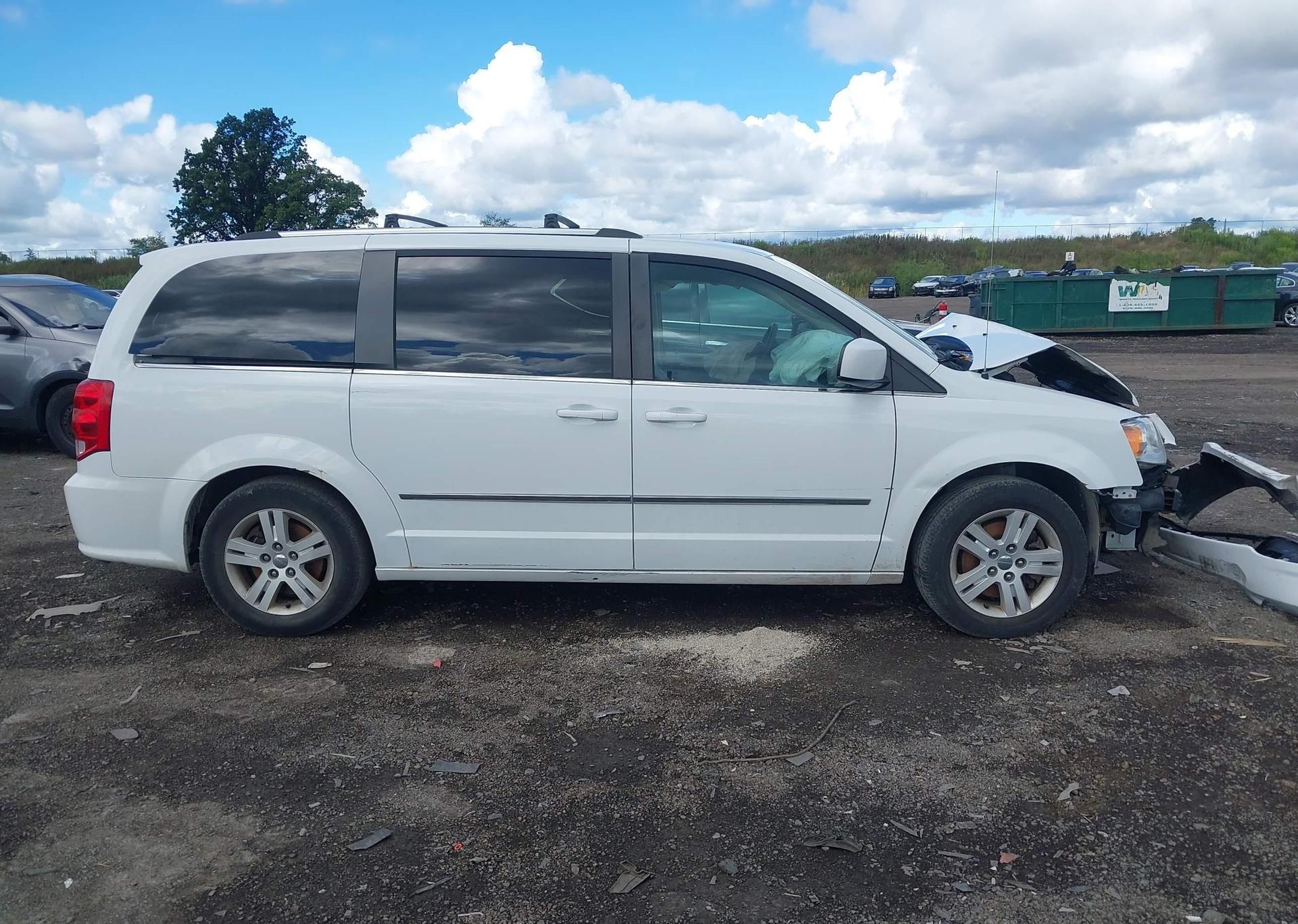 2016 DODGE GRAND CARAVAN CREW