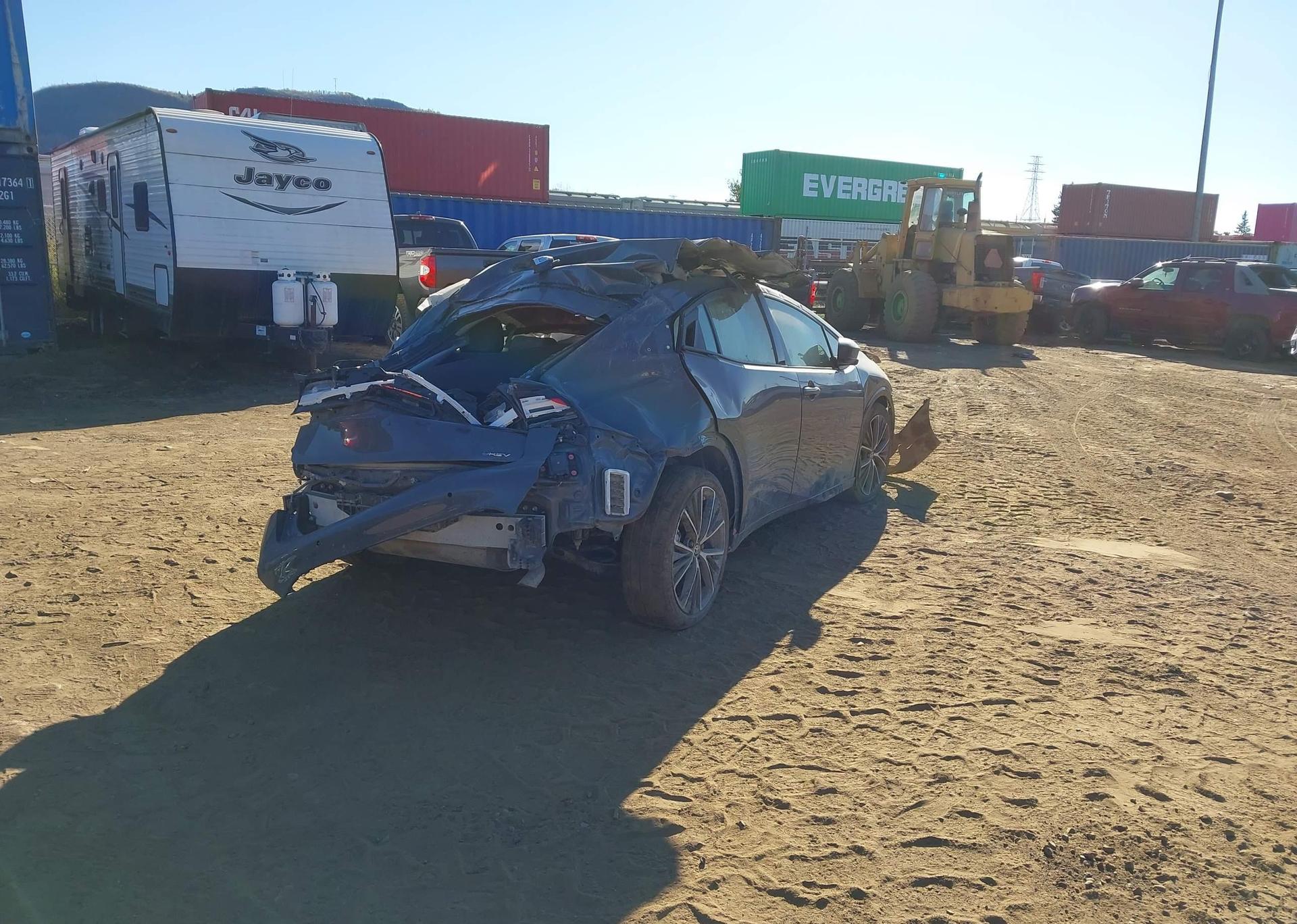 2025 TOYOTA PRIUS LE