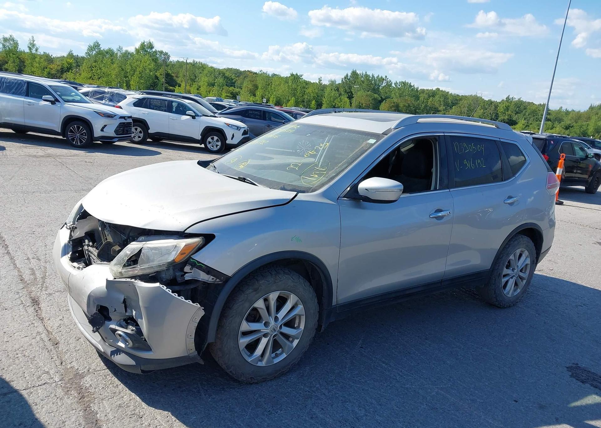 2015 NISSAN ROGUE S