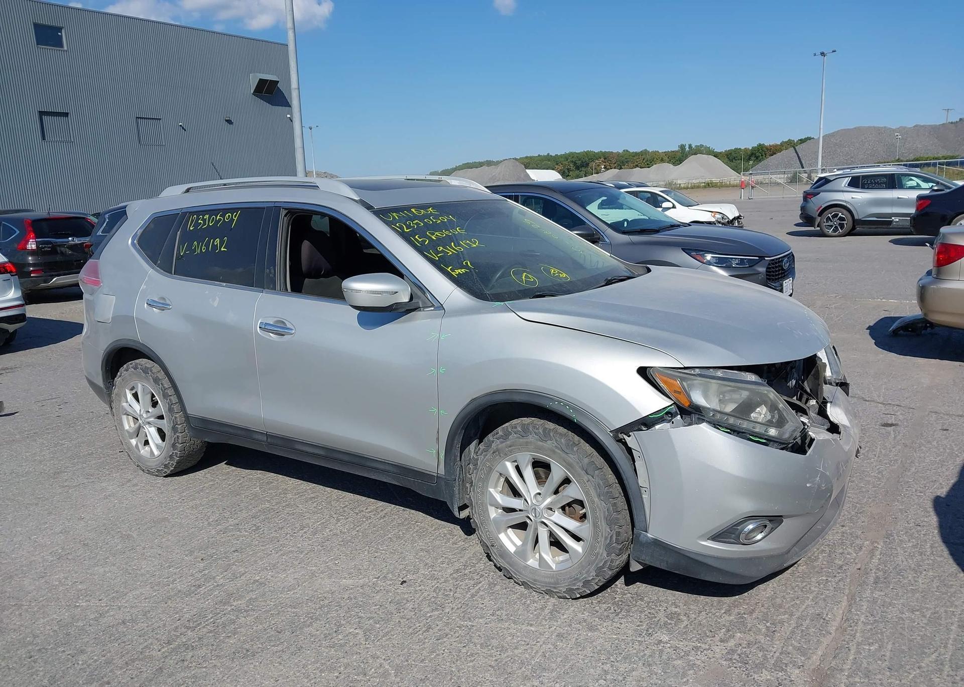 2015 NISSAN ROGUE S