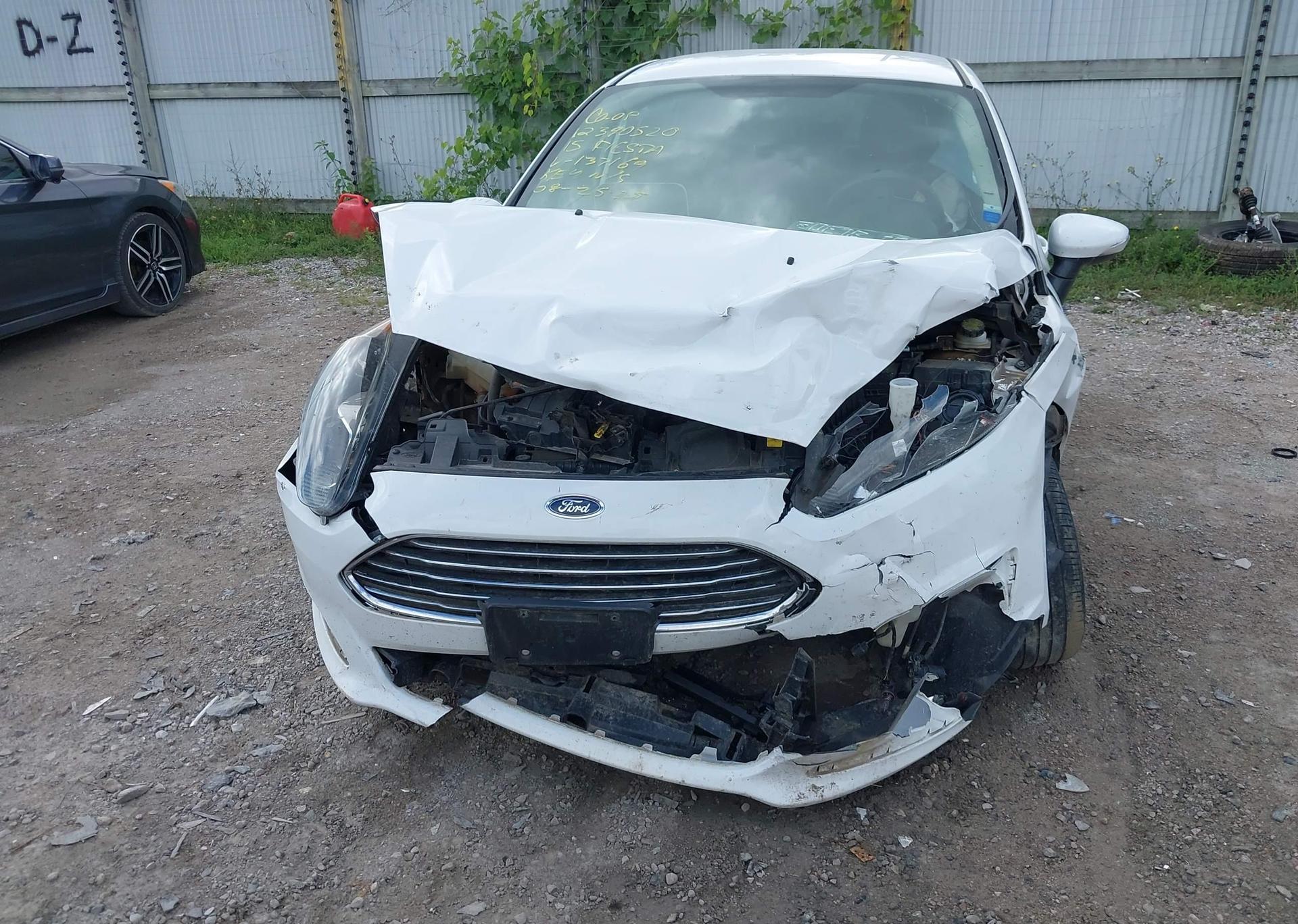2015 FORD FIESTA SE