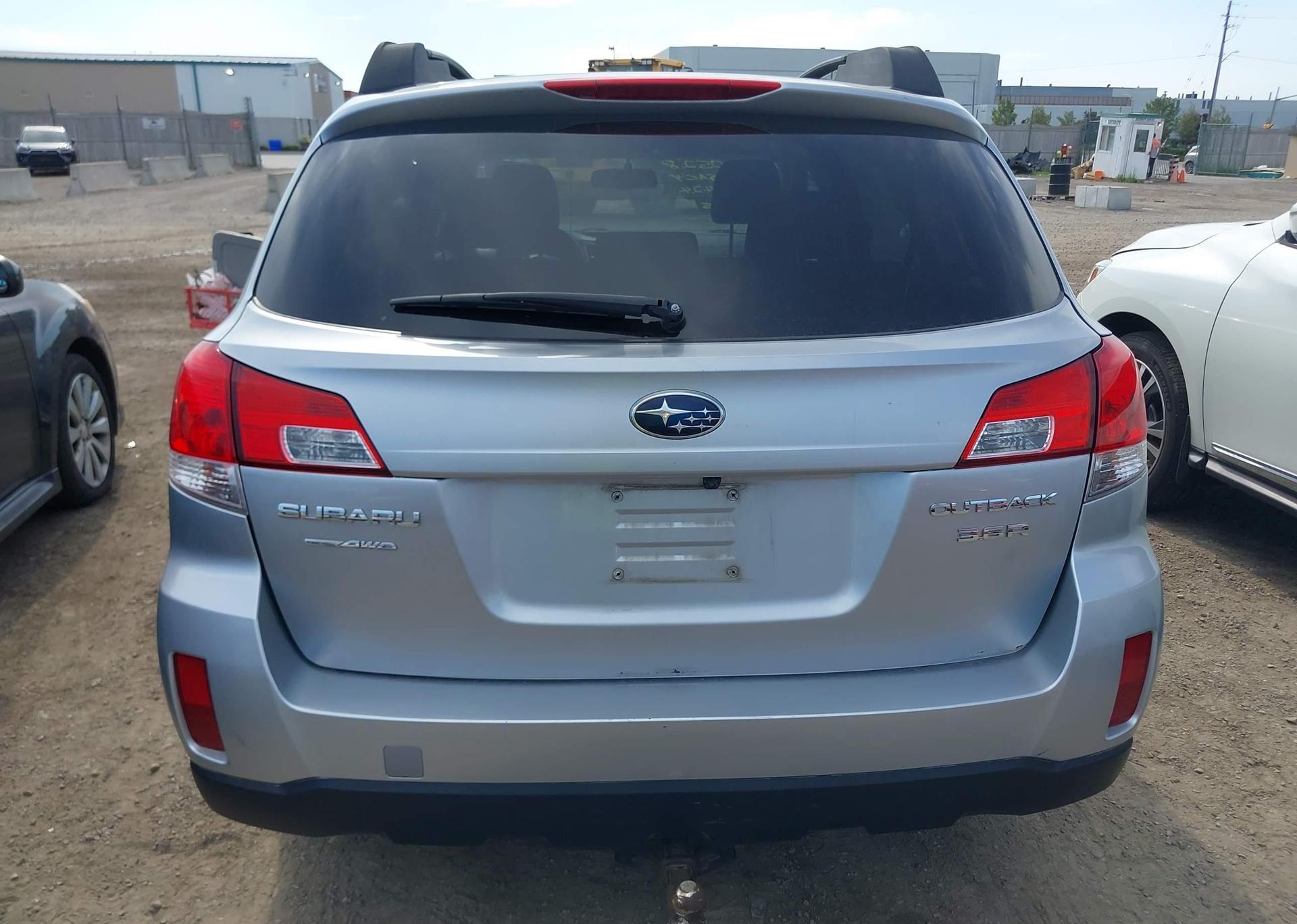 2012 SUBARU LEGACY OUTBACK
