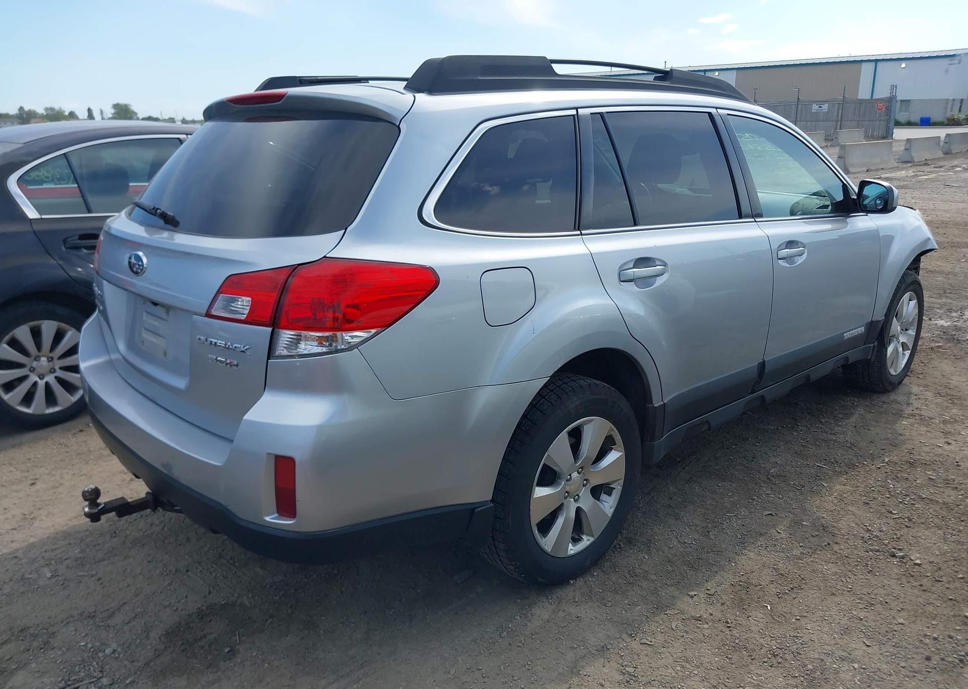 2012 SUBARU LEGACY OUTBACK