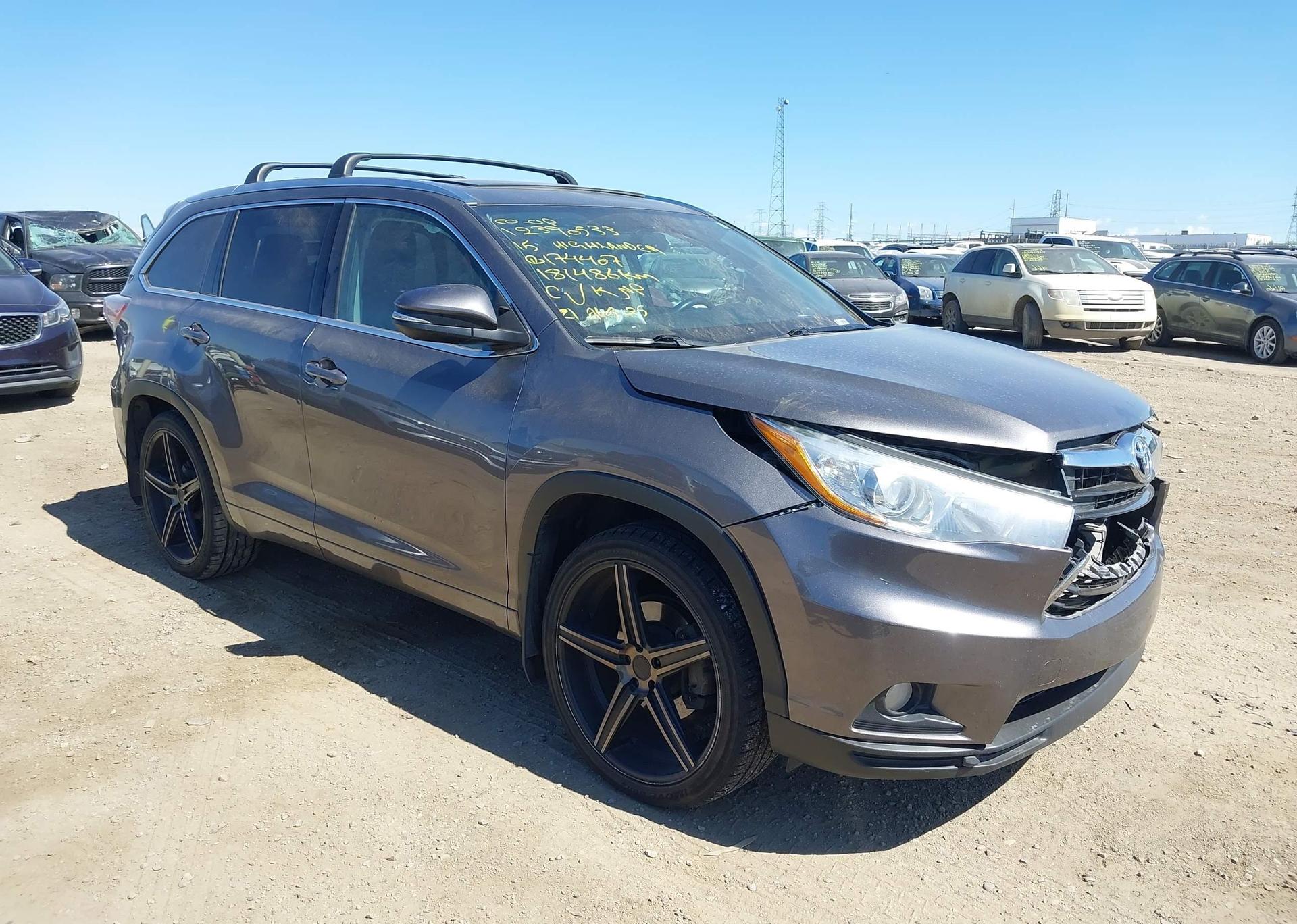 2015 TOYOTA HIGHLANDER LIMITED
