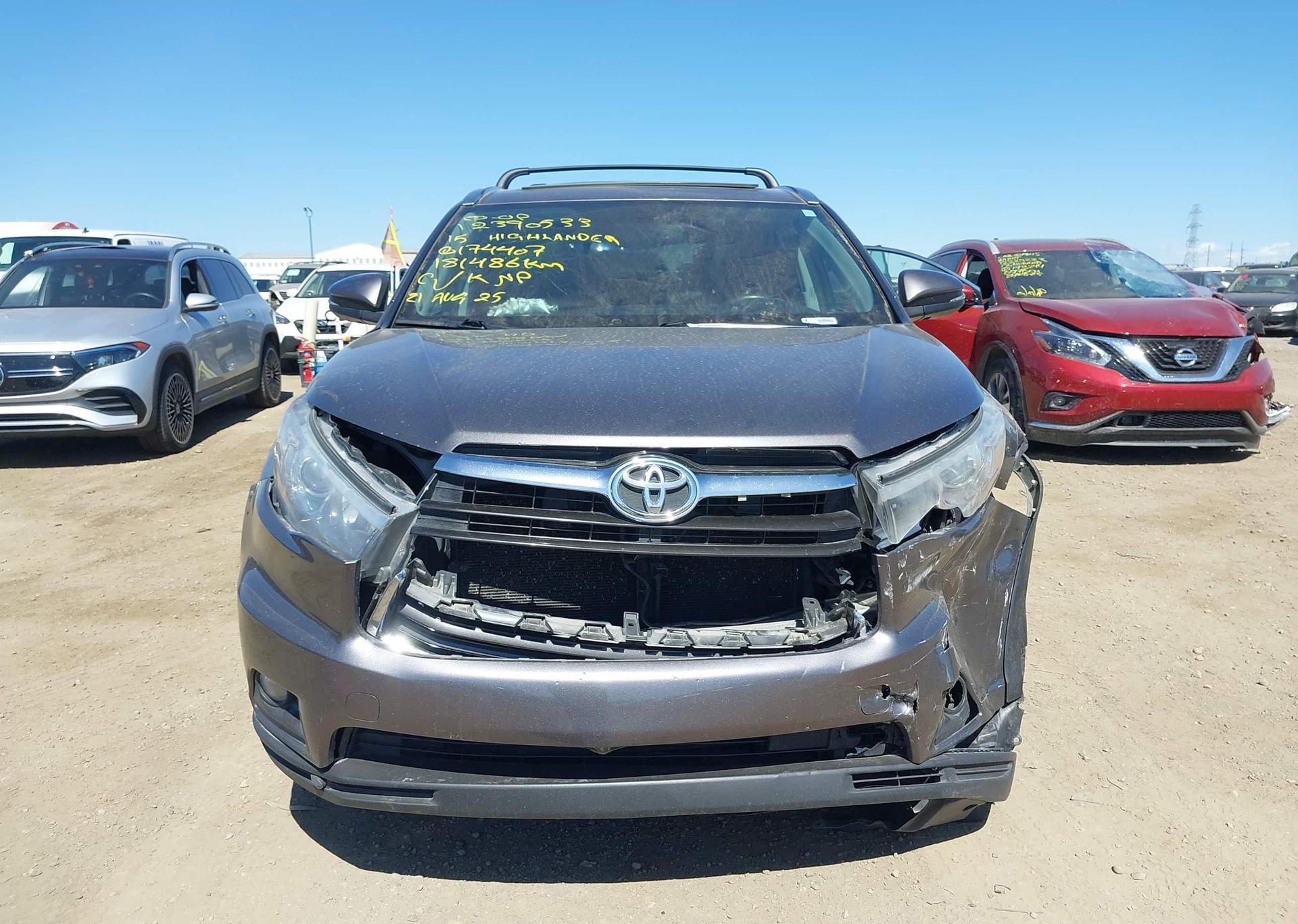 2015 TOYOTA HIGHLANDER LIMITED