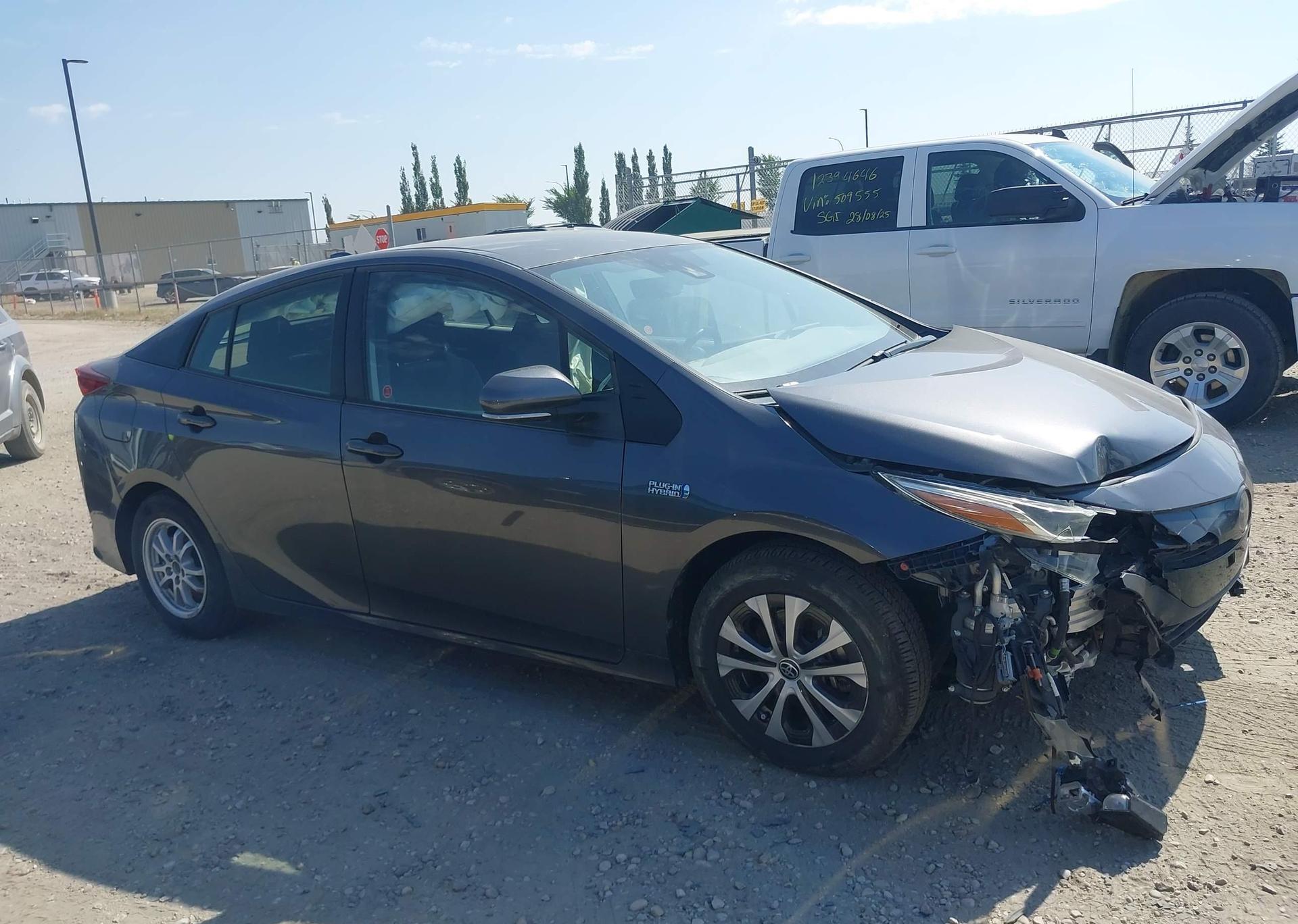 2022 TOYOTA PRIUS PRIME LE