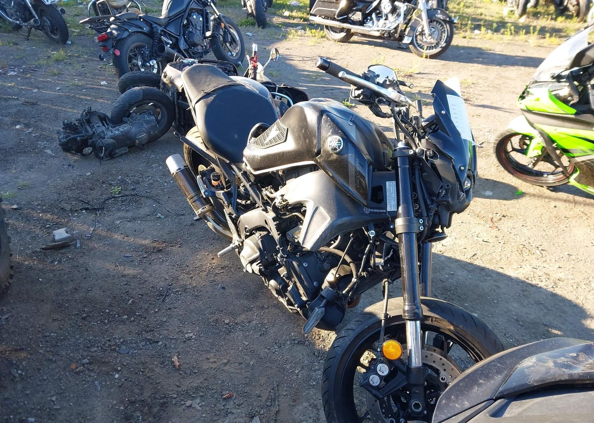 2023 YAMAHA MT09